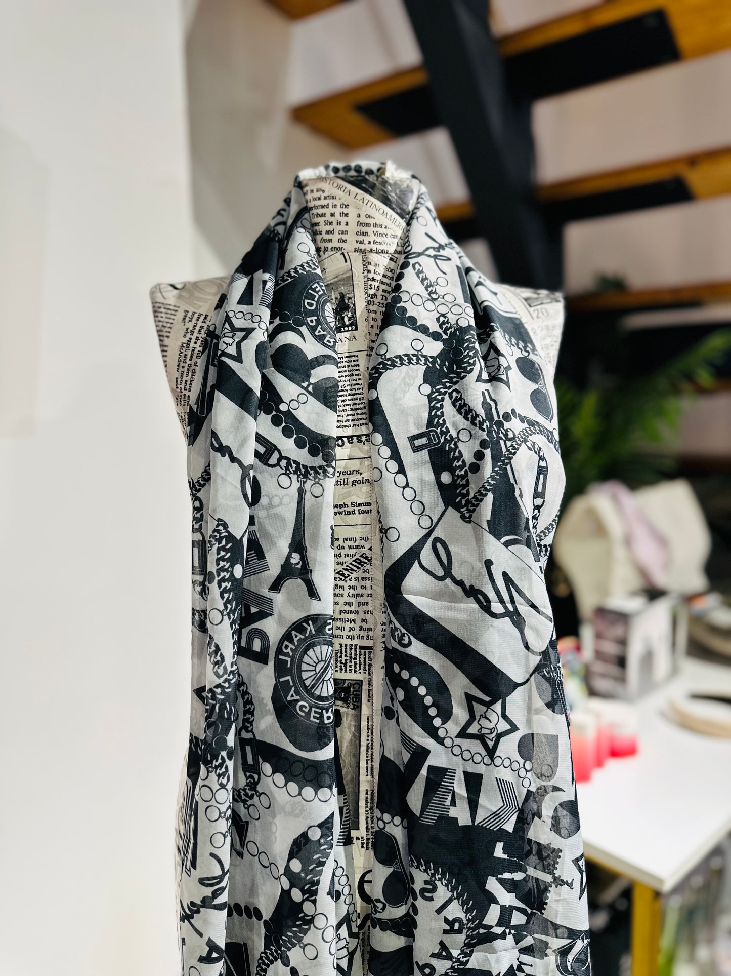 karl lagerfeld scarf