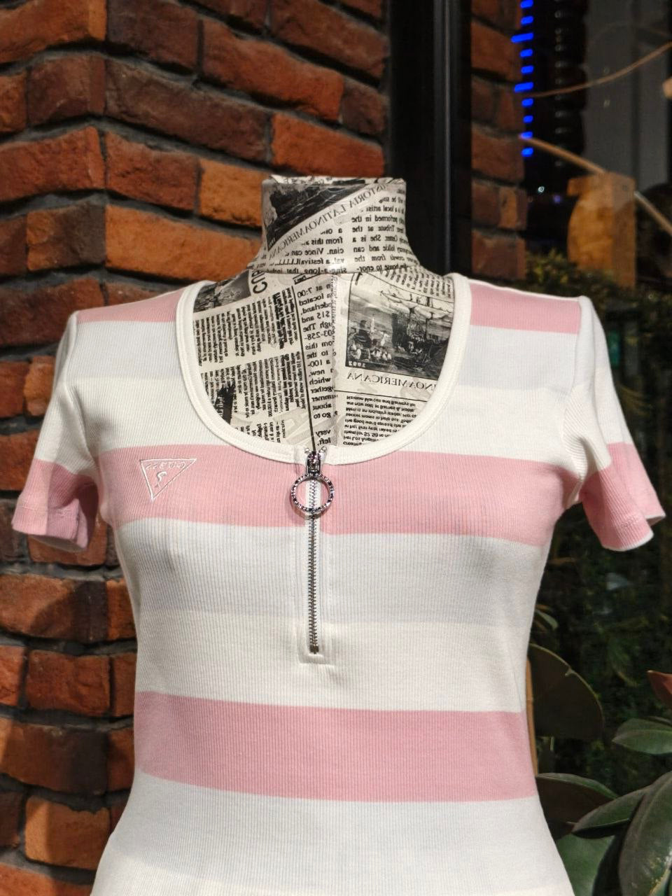 Guess shirt