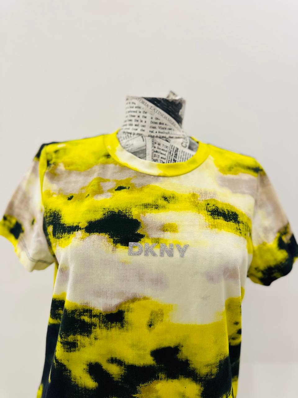 Dkny shirt size small