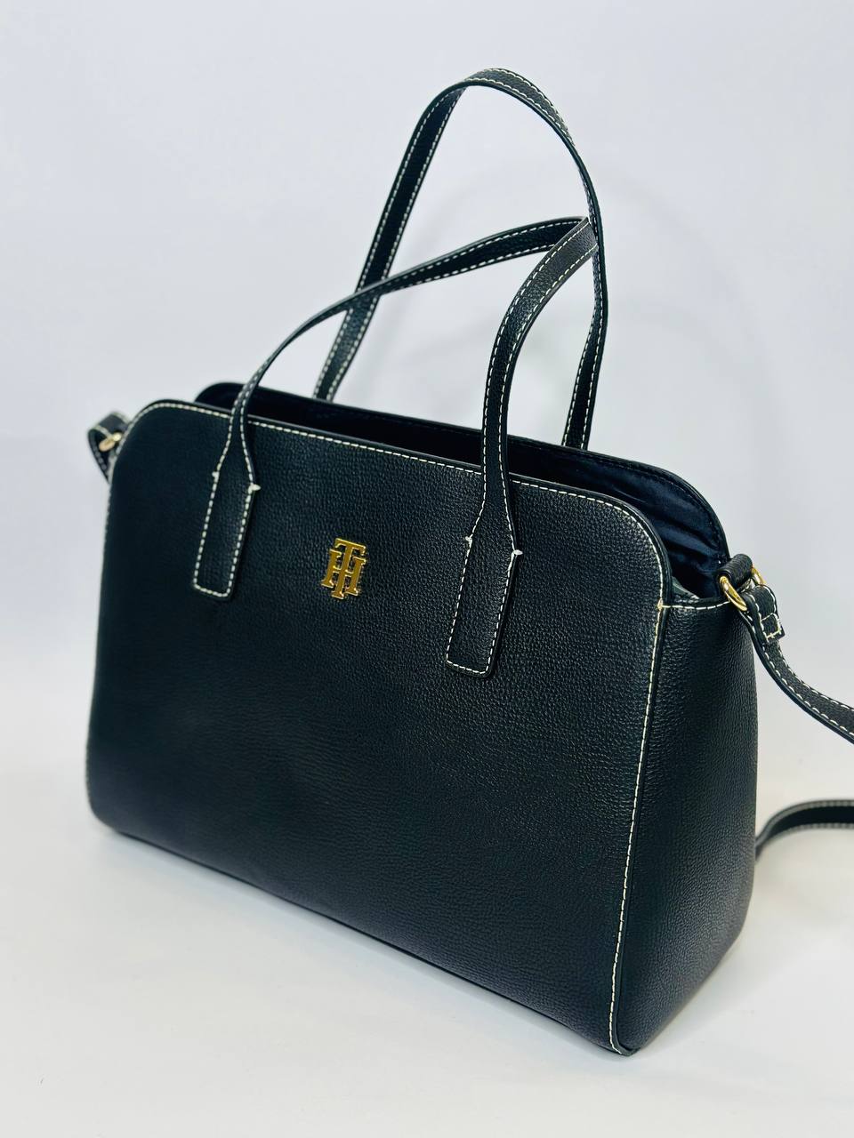 Tommy Hilfiger bag