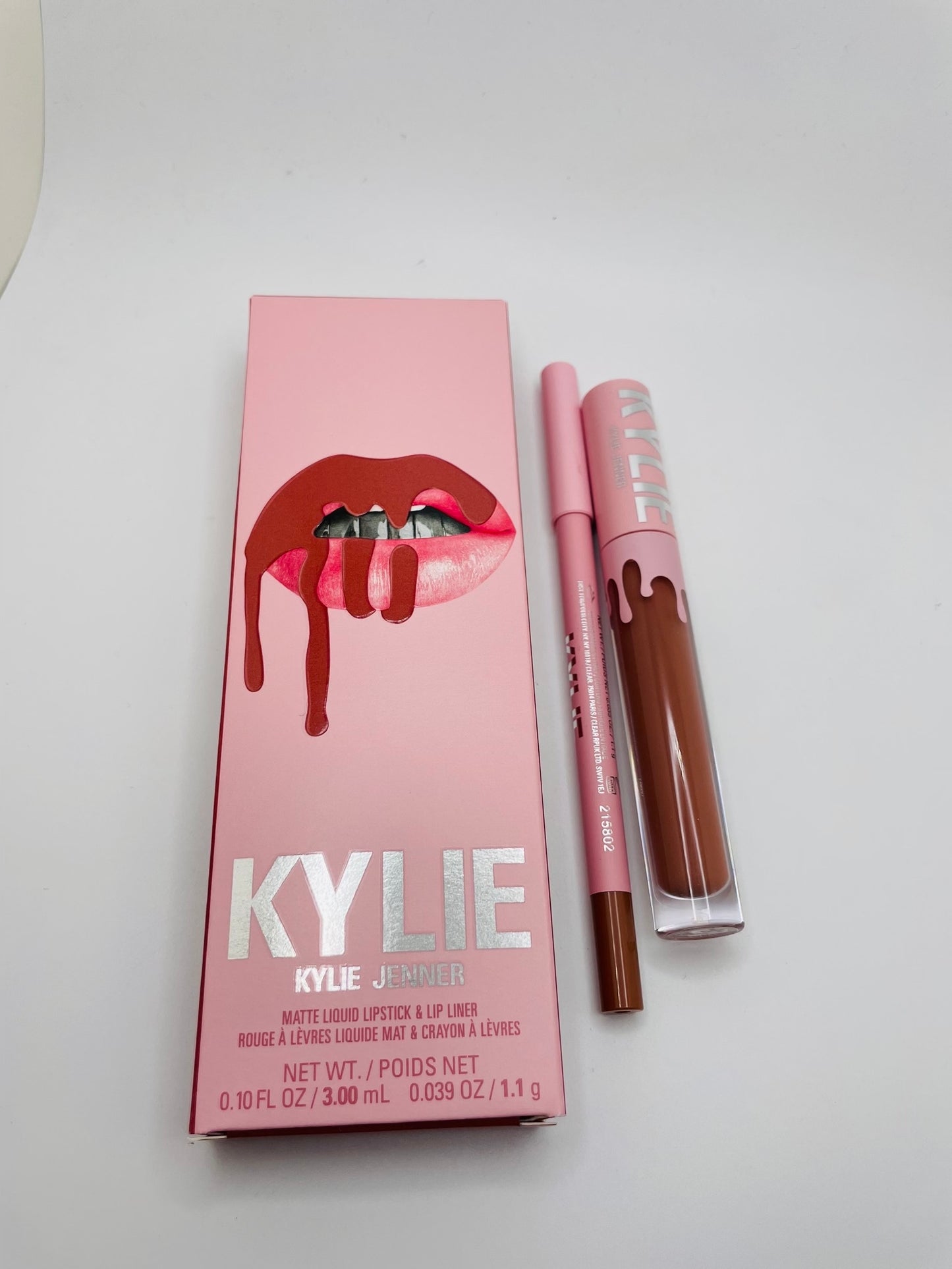 Kylie lip set 703
