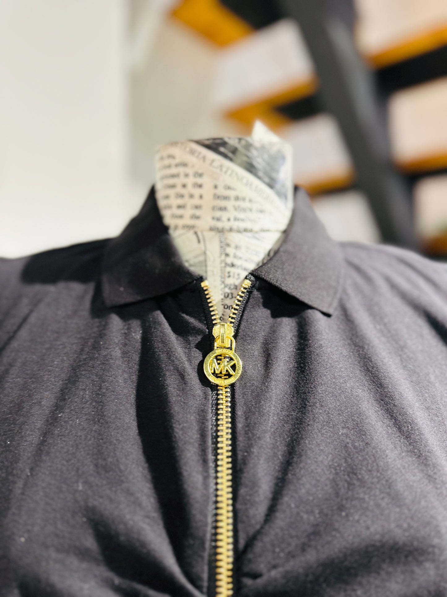 michael kors t-shirt size small