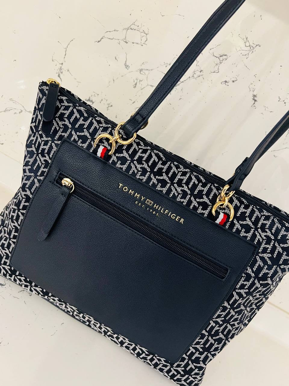 Tommy Hilfiger shoulder bag