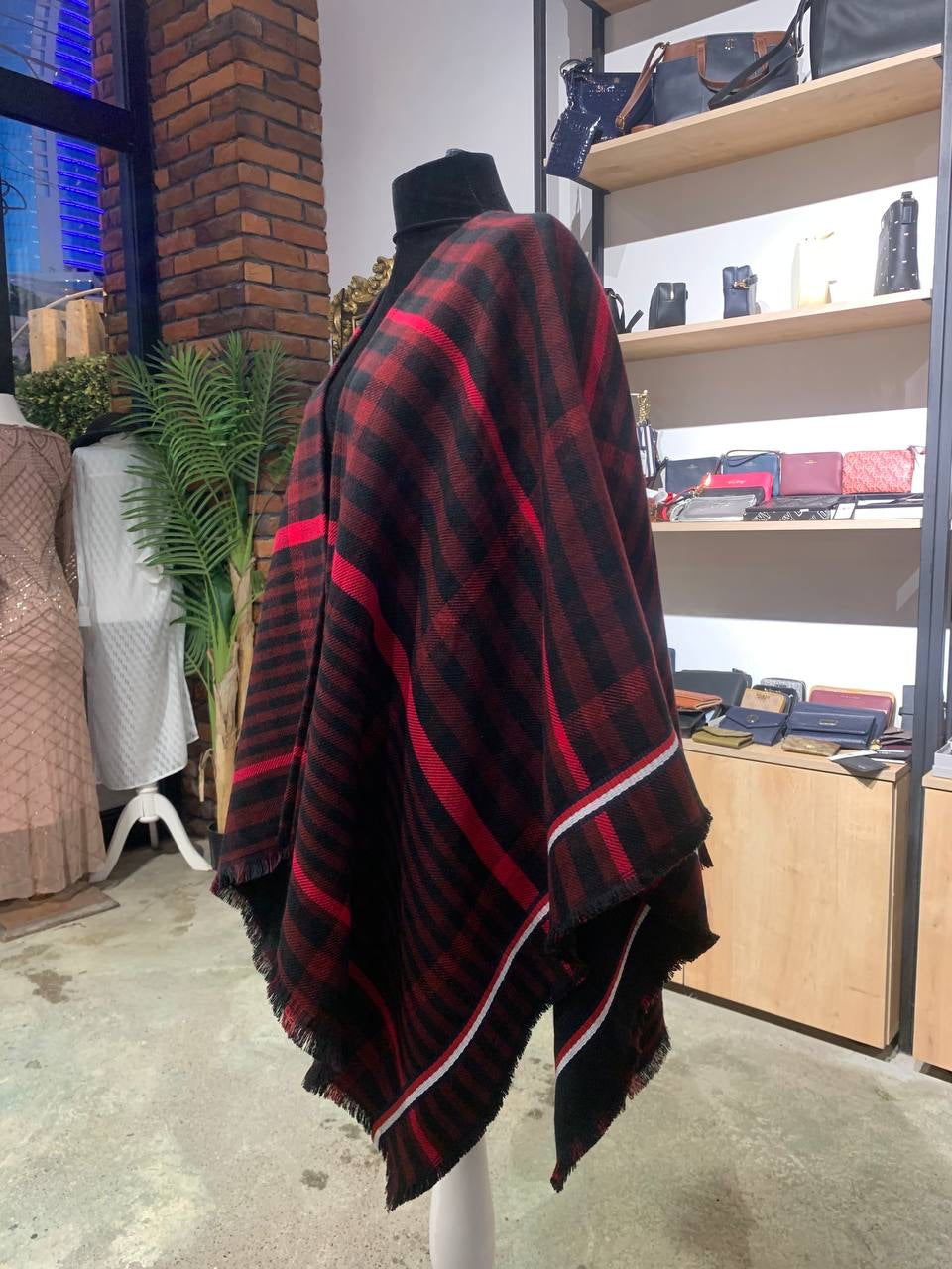 Tommy Hilfiger cape