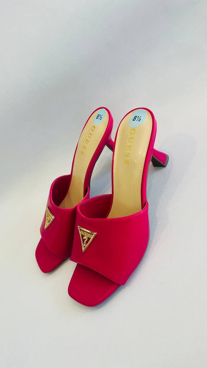 Guess sandal size 39