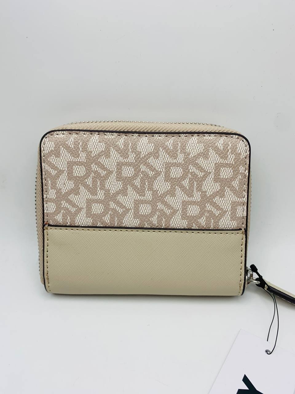 Dkny wallet
