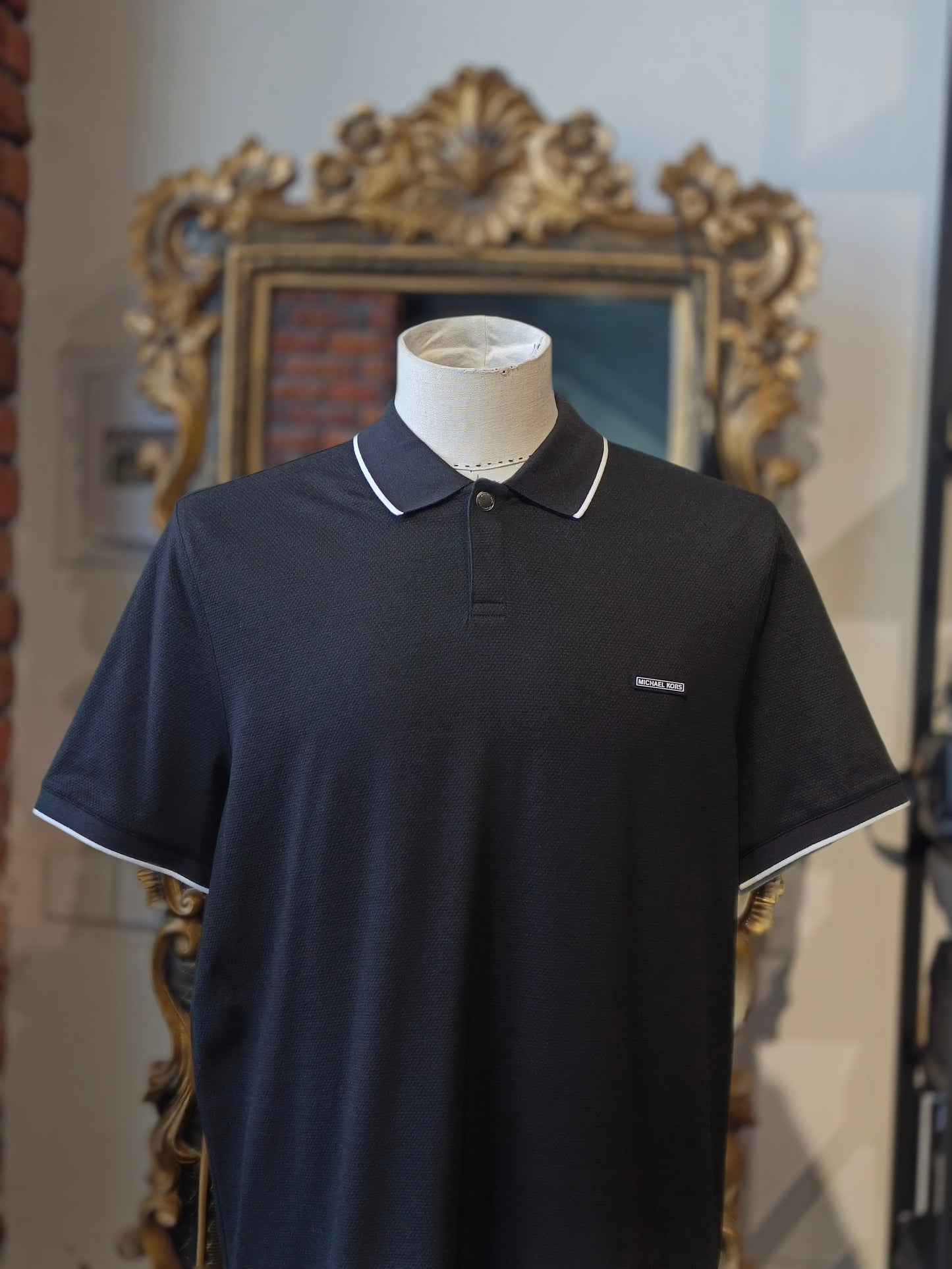 Micheal kors shirt size Large