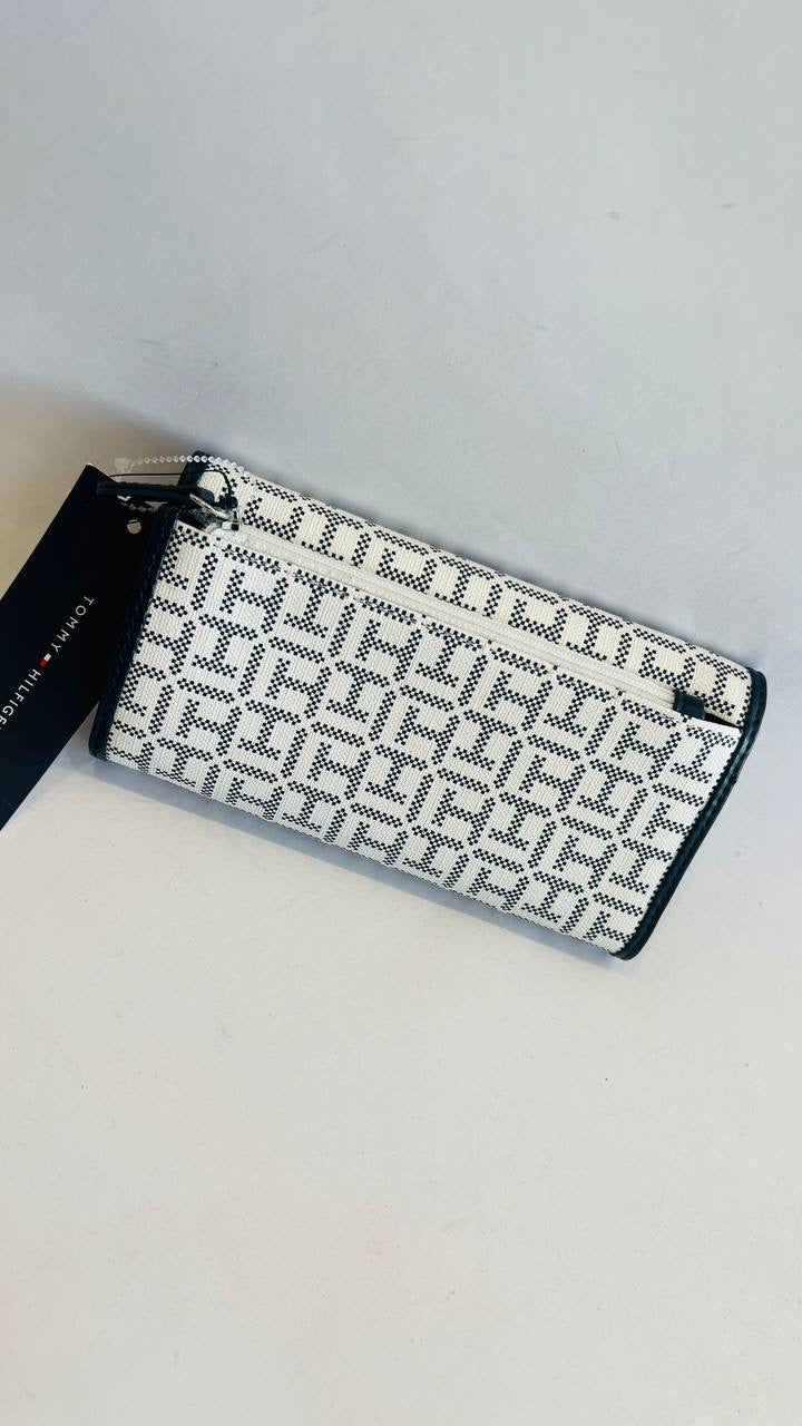 tommy hilfiger wallet
