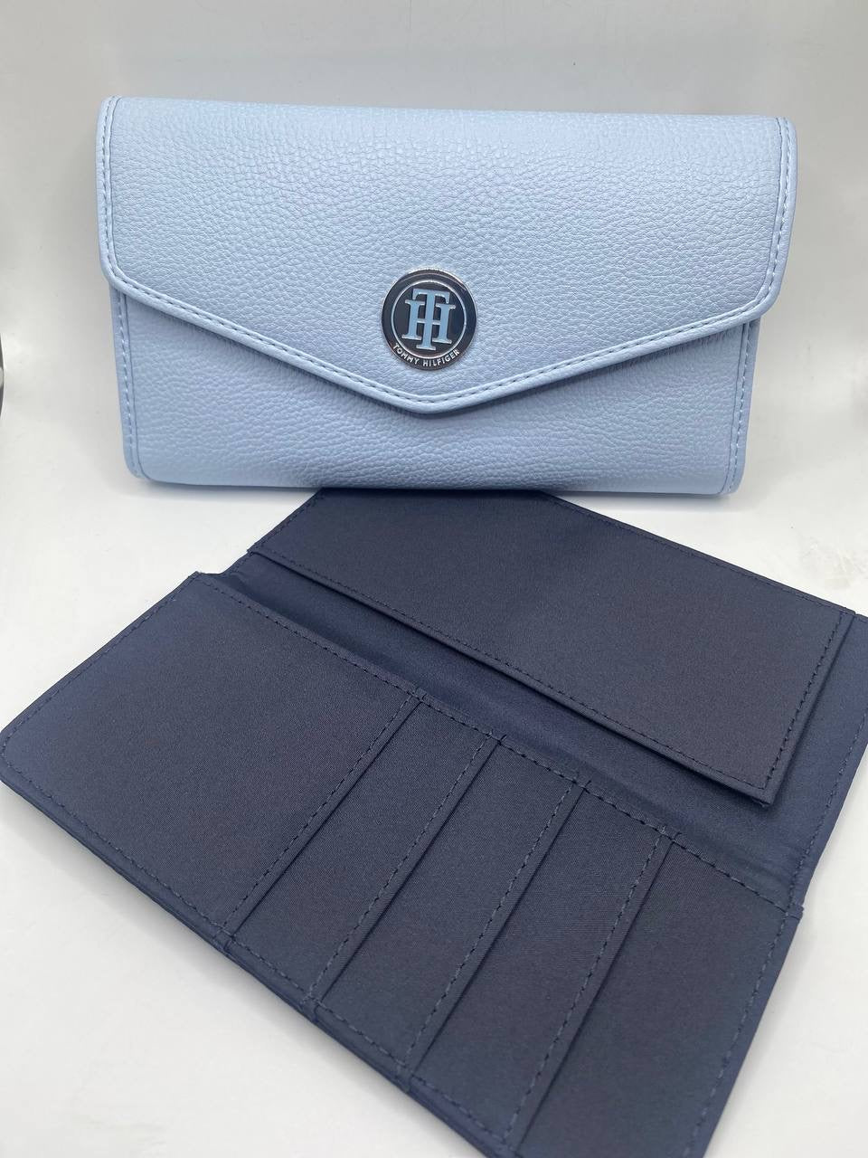 Tommy Hilfiger wallet
