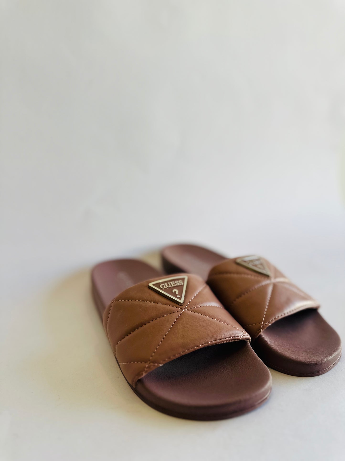 Guess sandal size 36.5