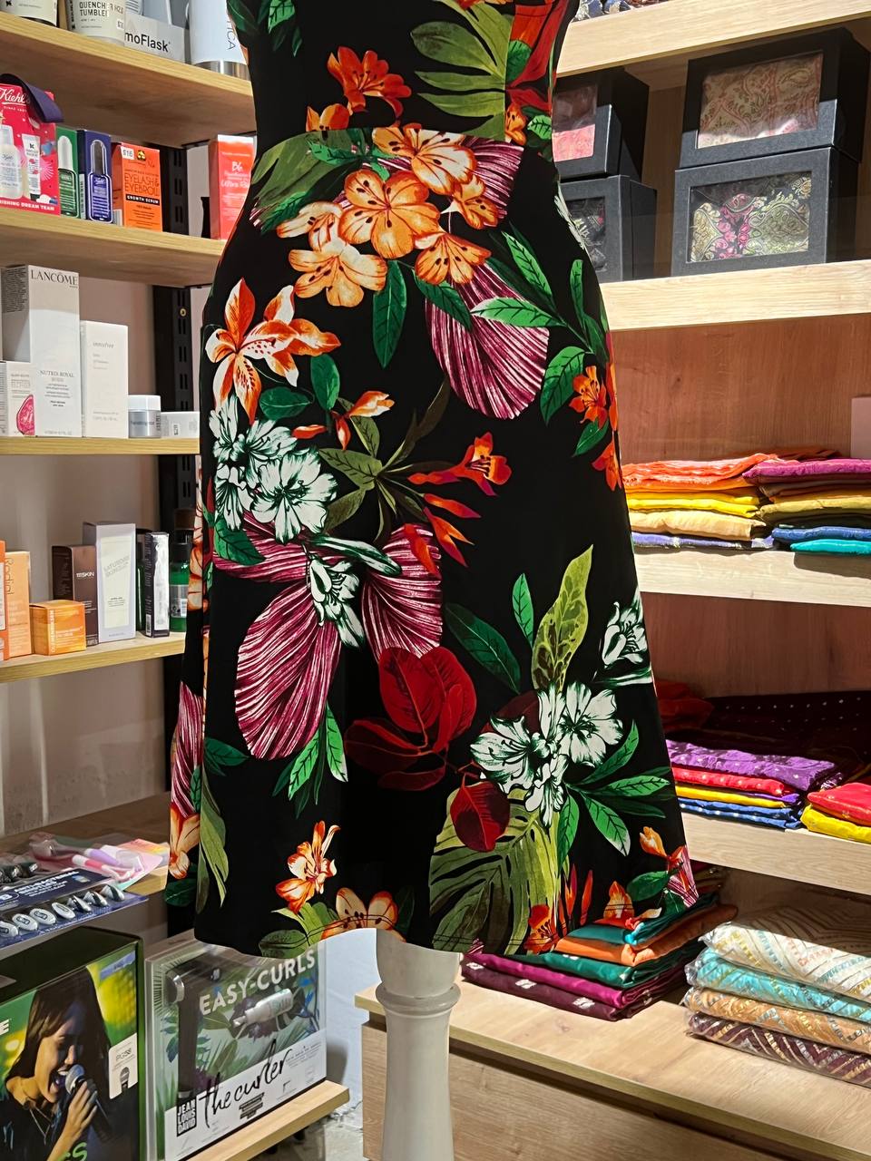One clothing dress