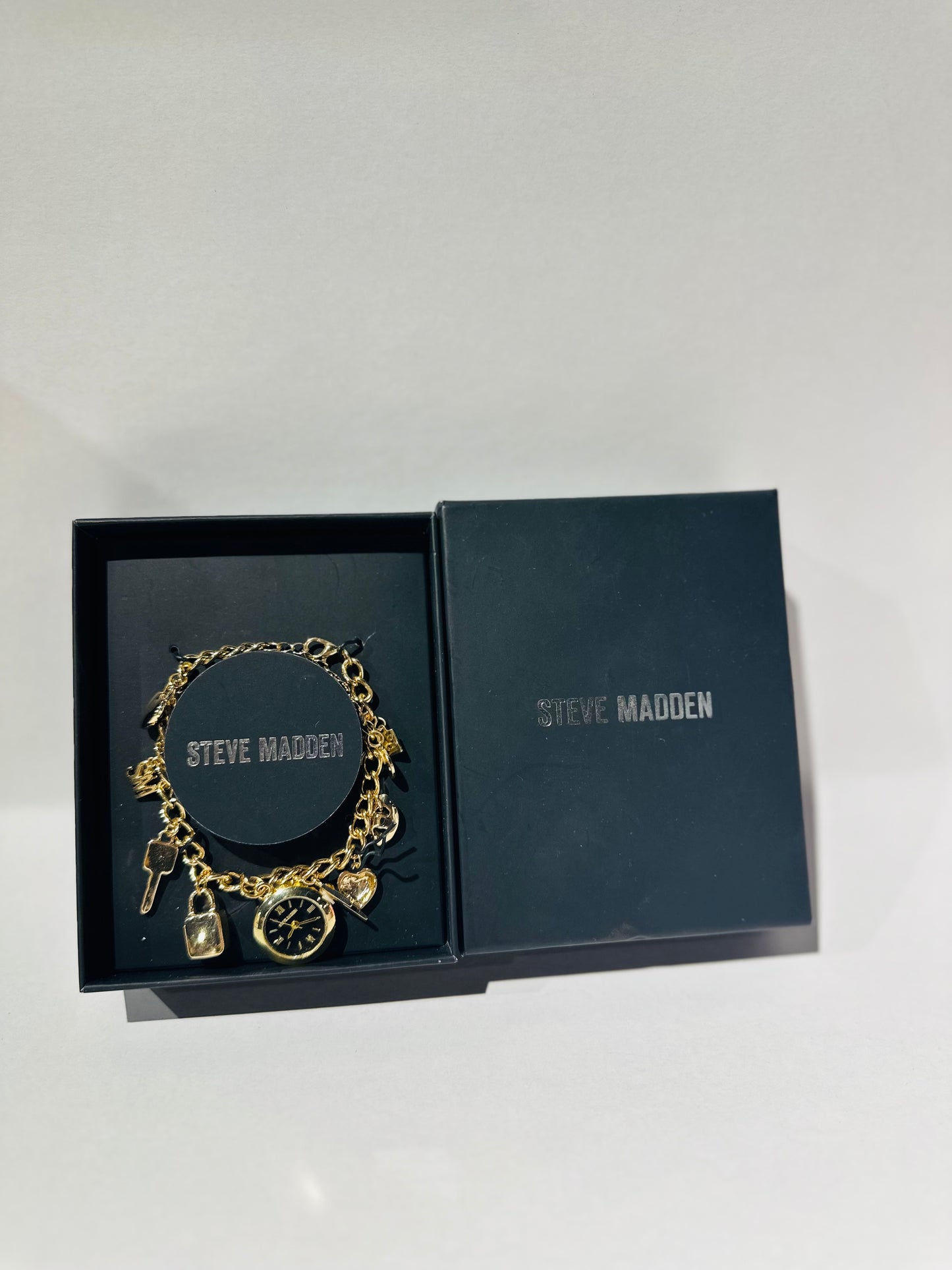 Steve Madden bracelet