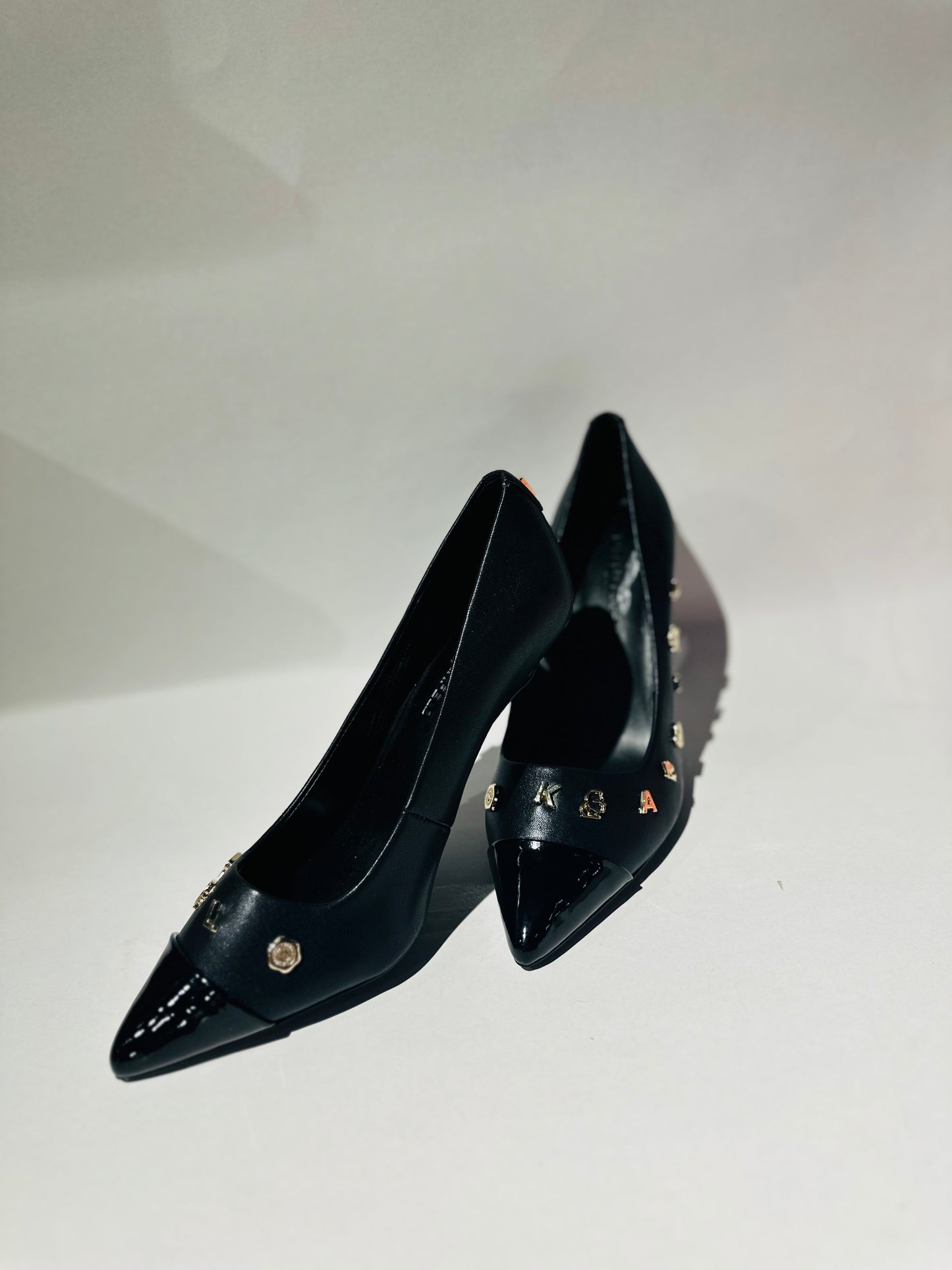 karl lagerfeld shoes size 39