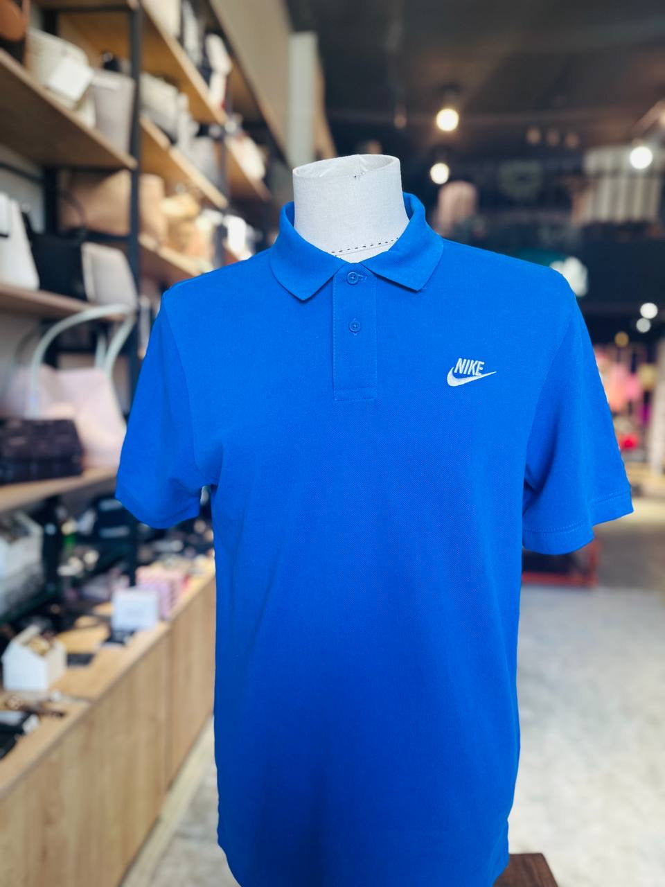 Nike shirt size medium