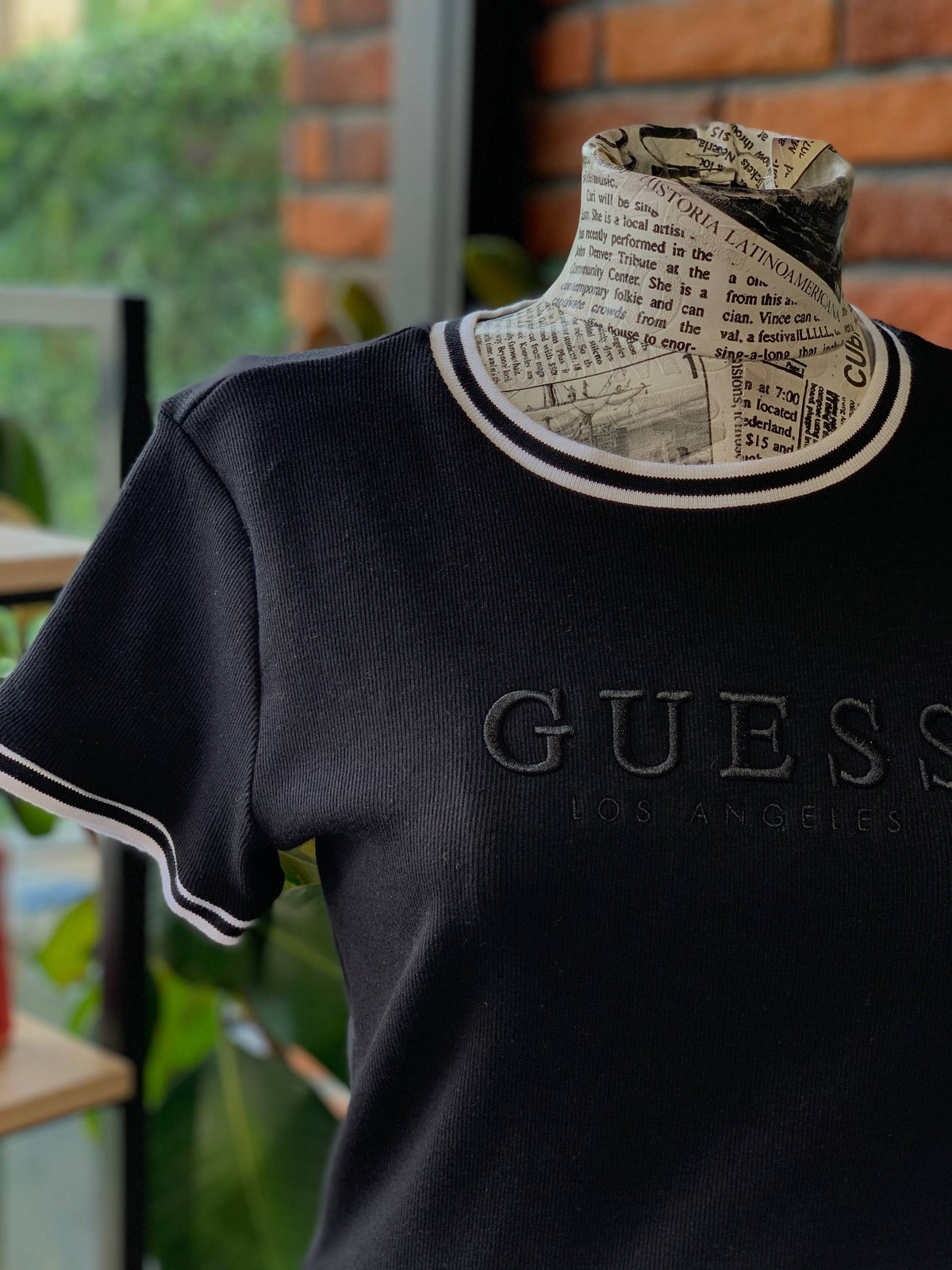 Guess shirt size large