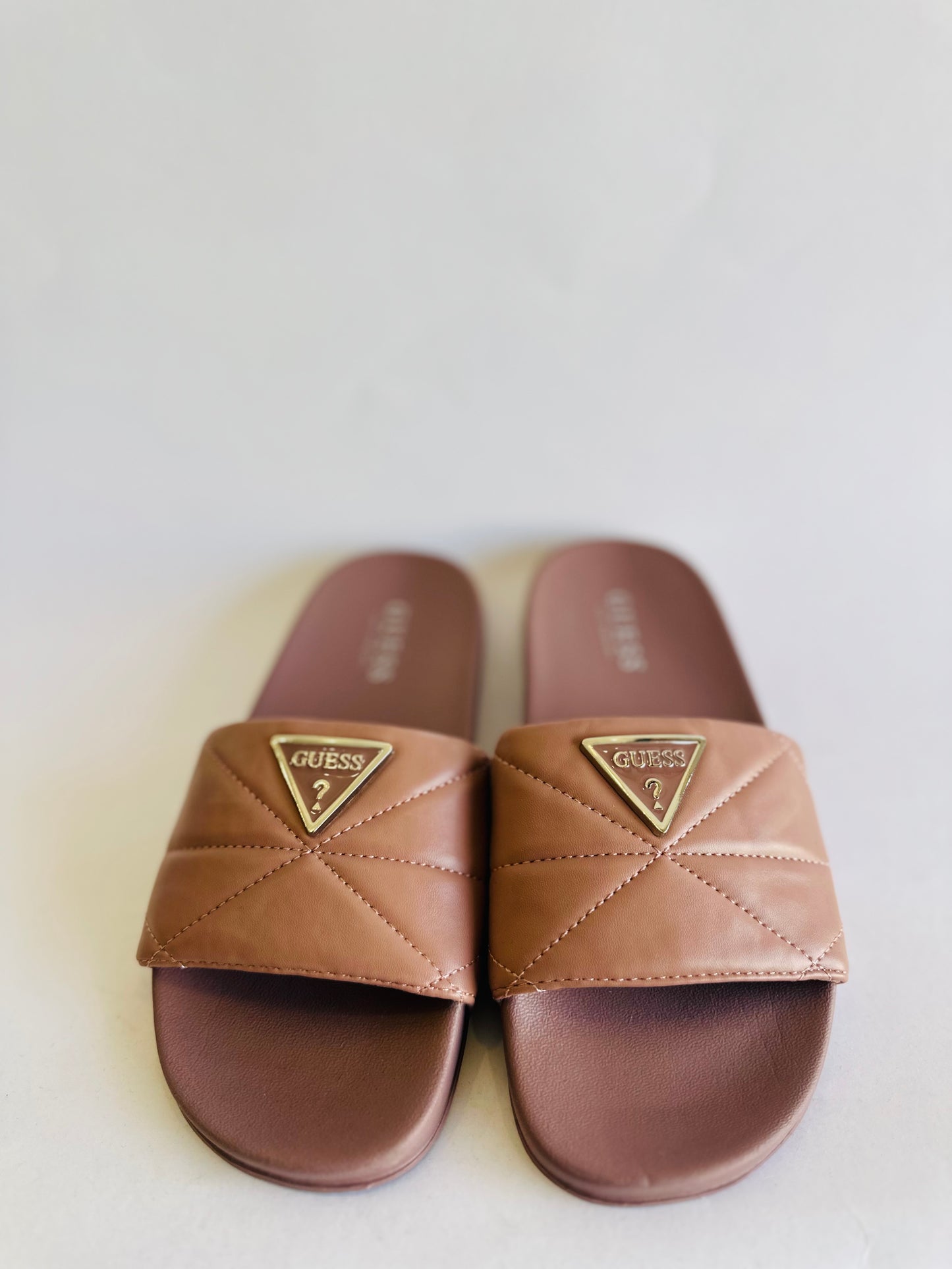 Guess sandal size 36.5