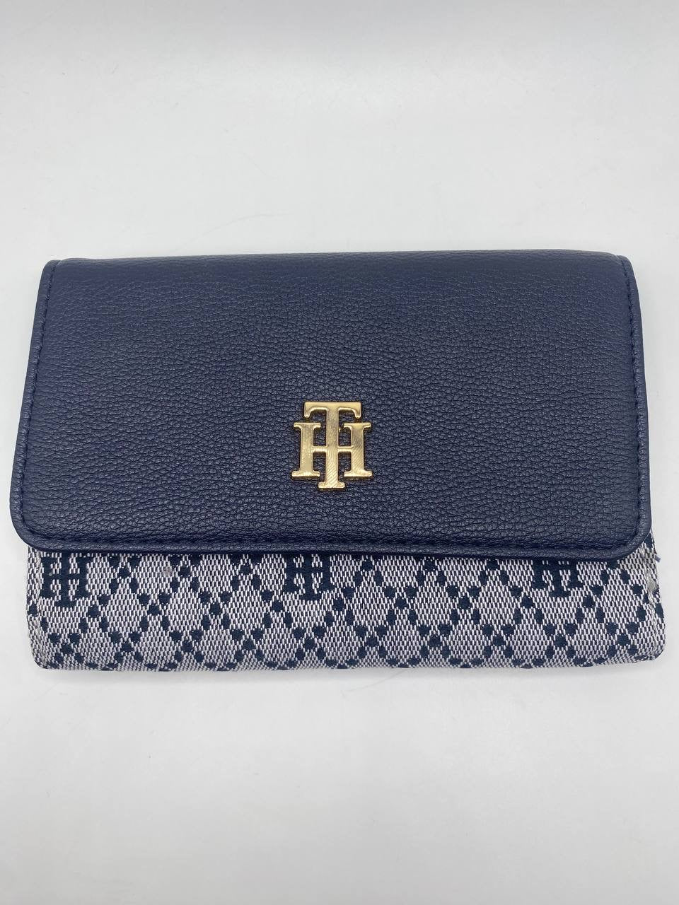 Tommy Hilfiger wallet