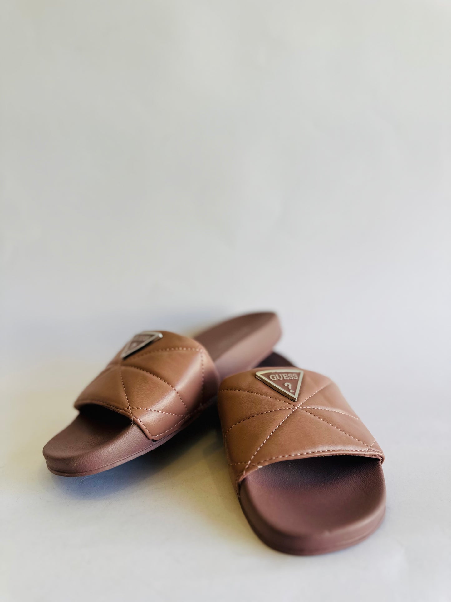 Guess sandal size 36.5