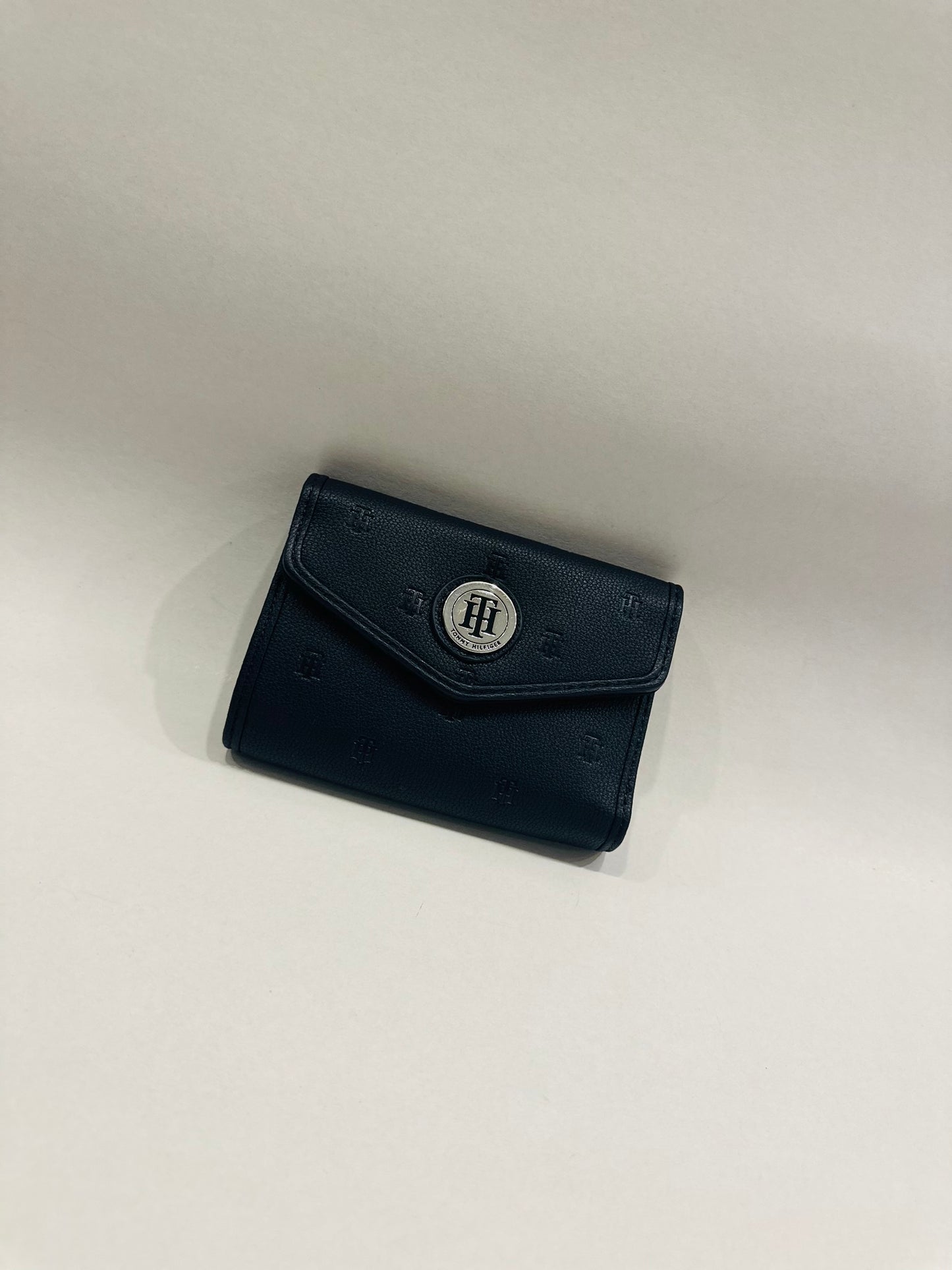 Tommy Hilfiger wallet