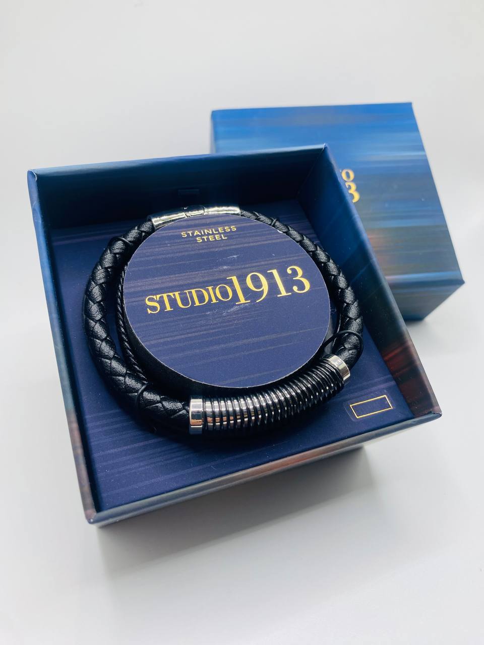 Studio 1913 bracelet
Stainless steel