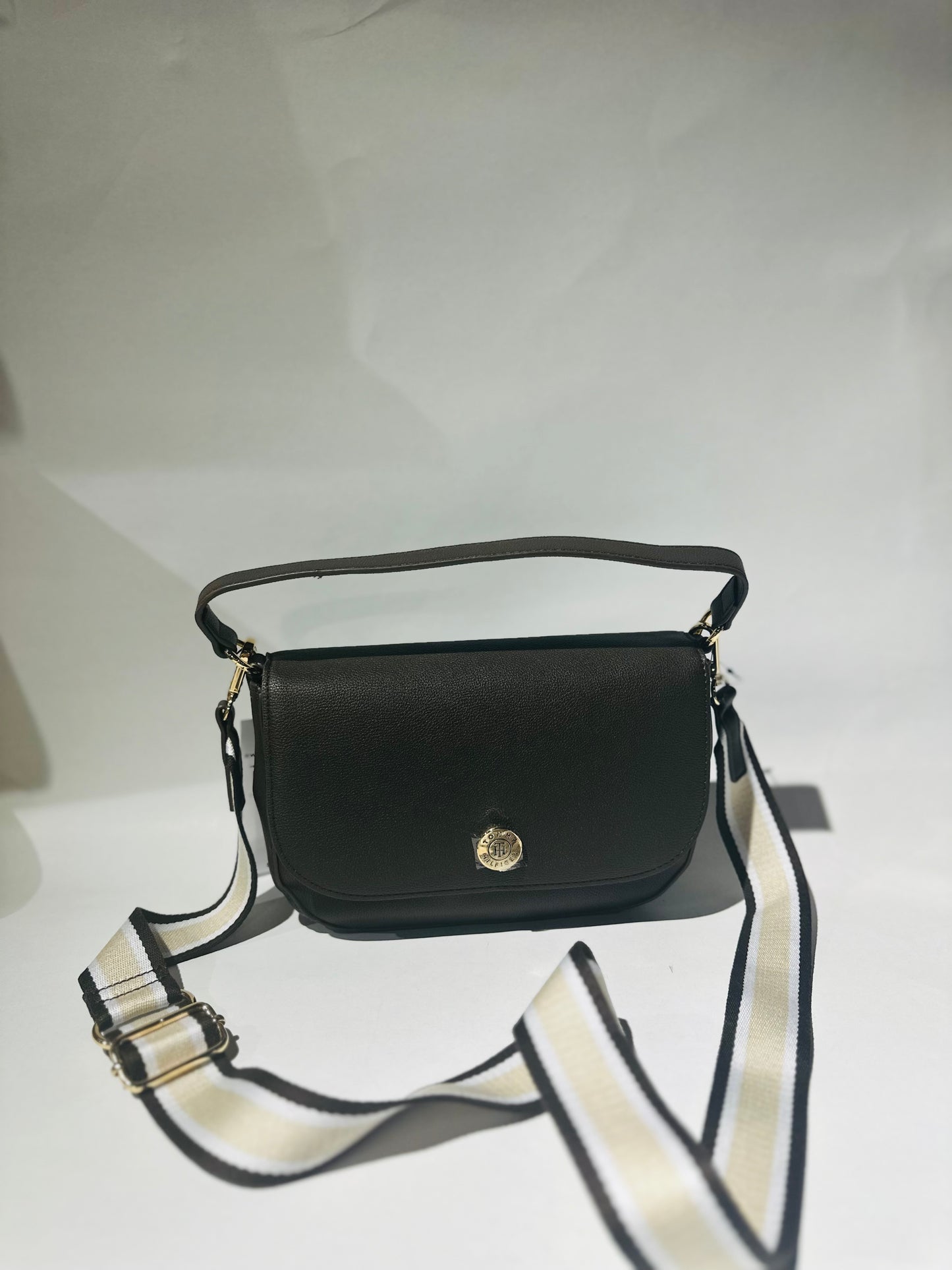 Tommy Hilfiger bag brown