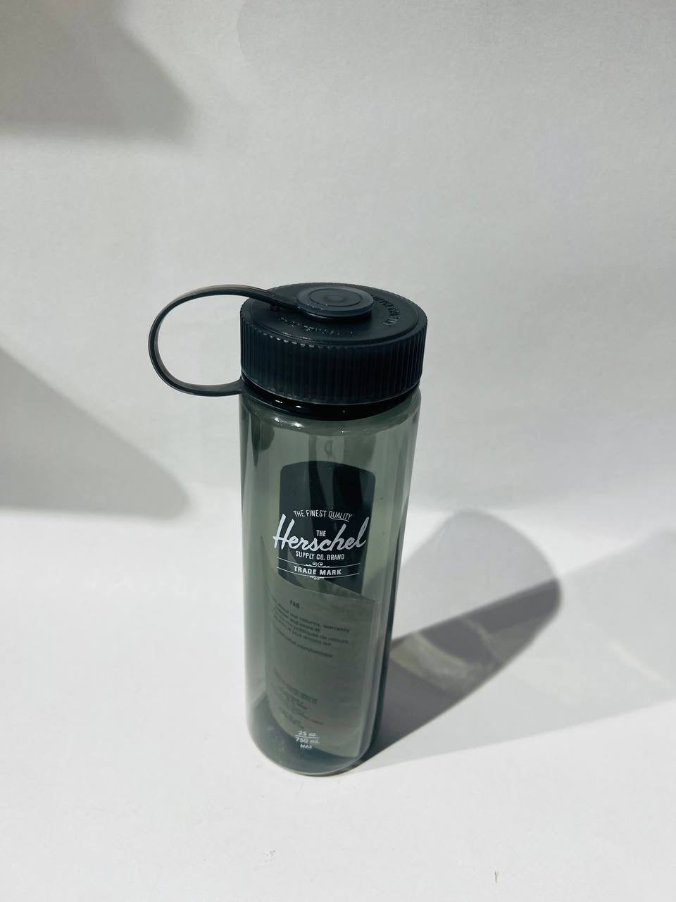 Herschel Classic Water Bottle (25oz/750ml)