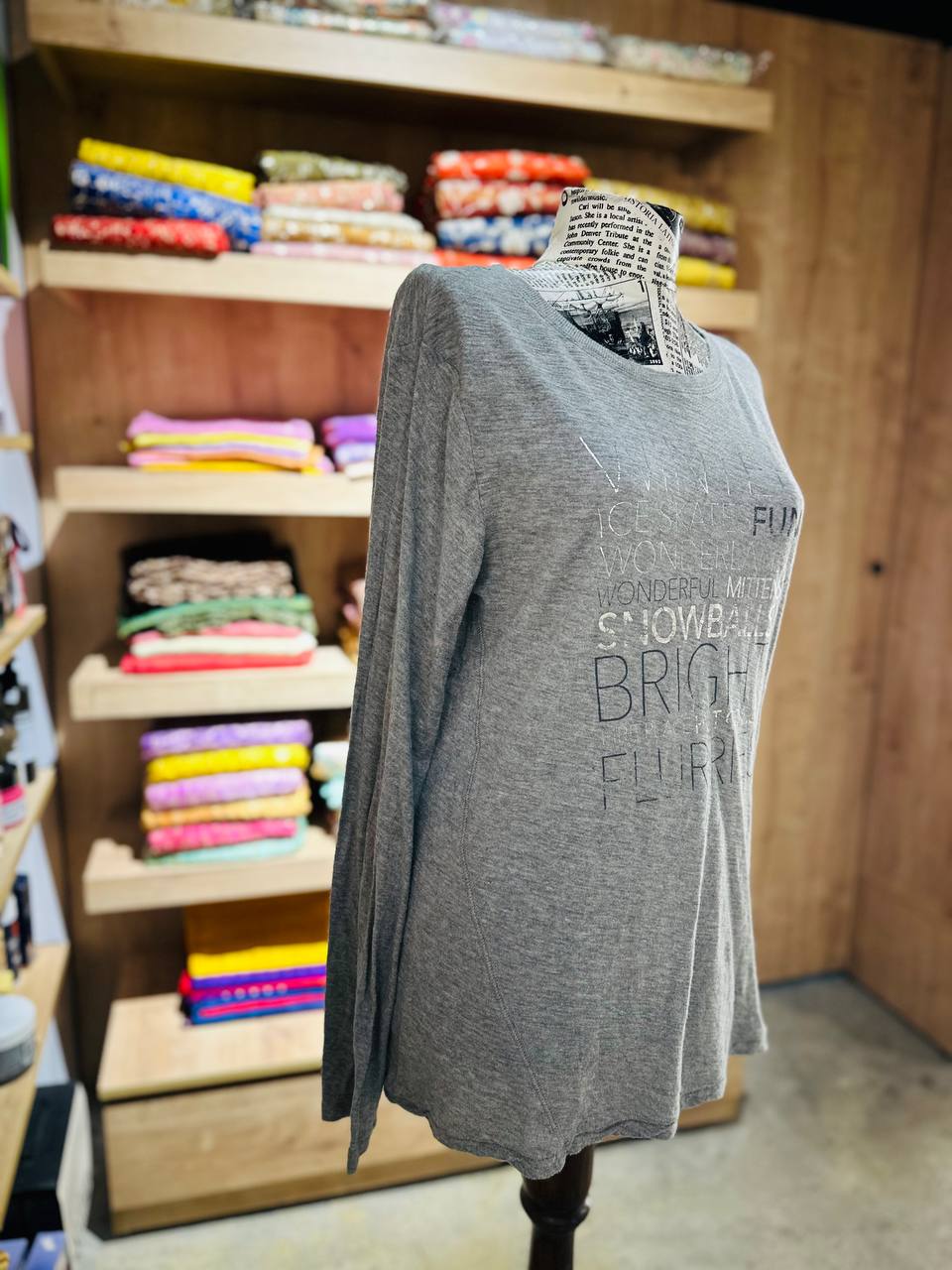 Gap long sleeve shirt