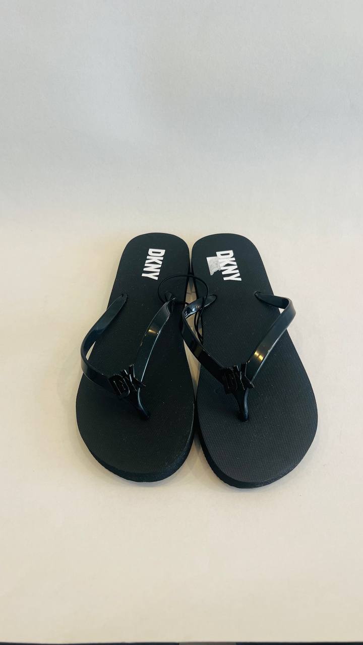 Dkny sandal size 38,5