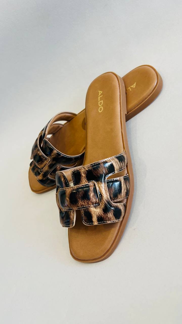 Aldo sandal size 38.5