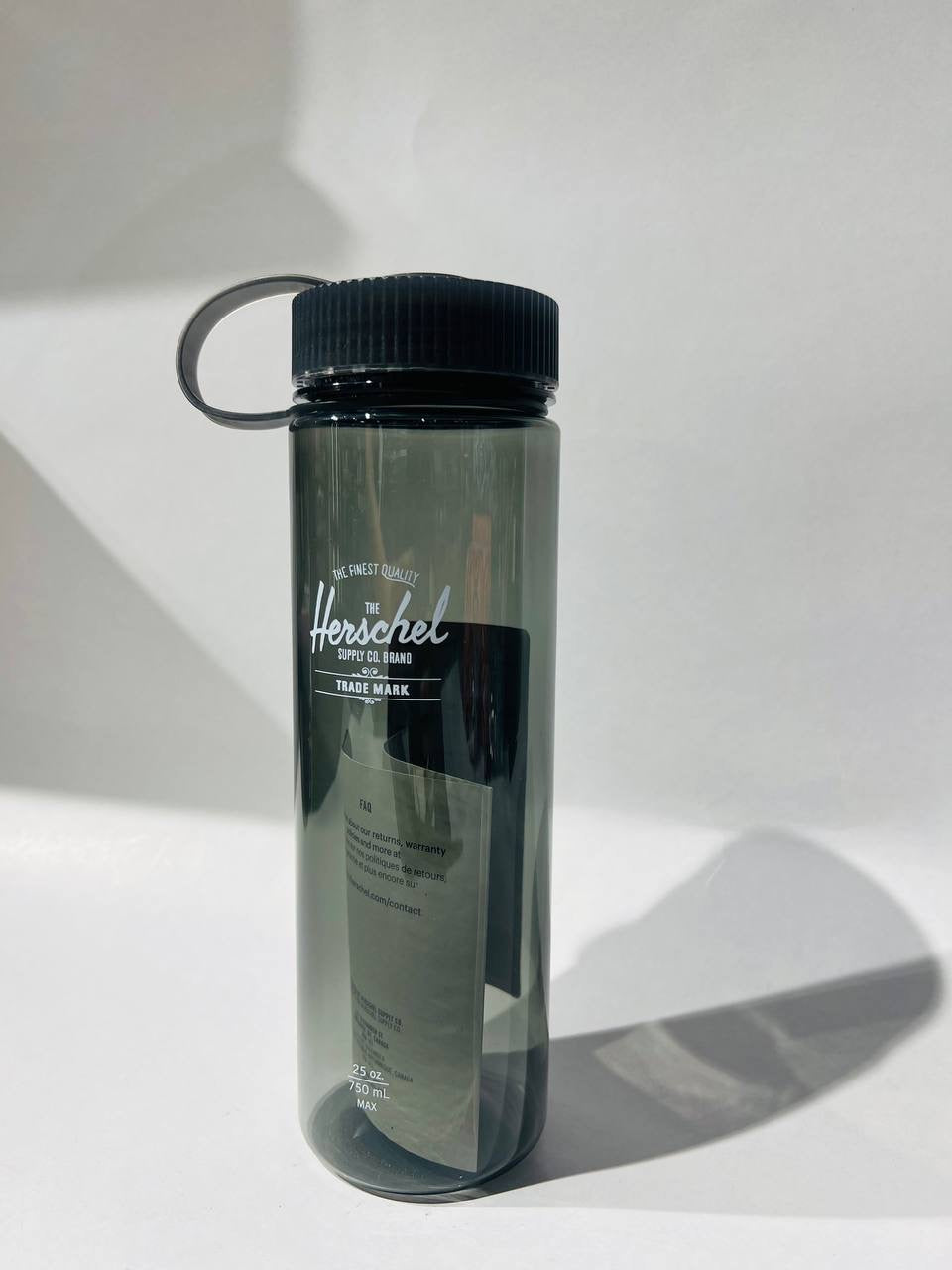 Herschel Classic Water Bottle (25oz/750ml)