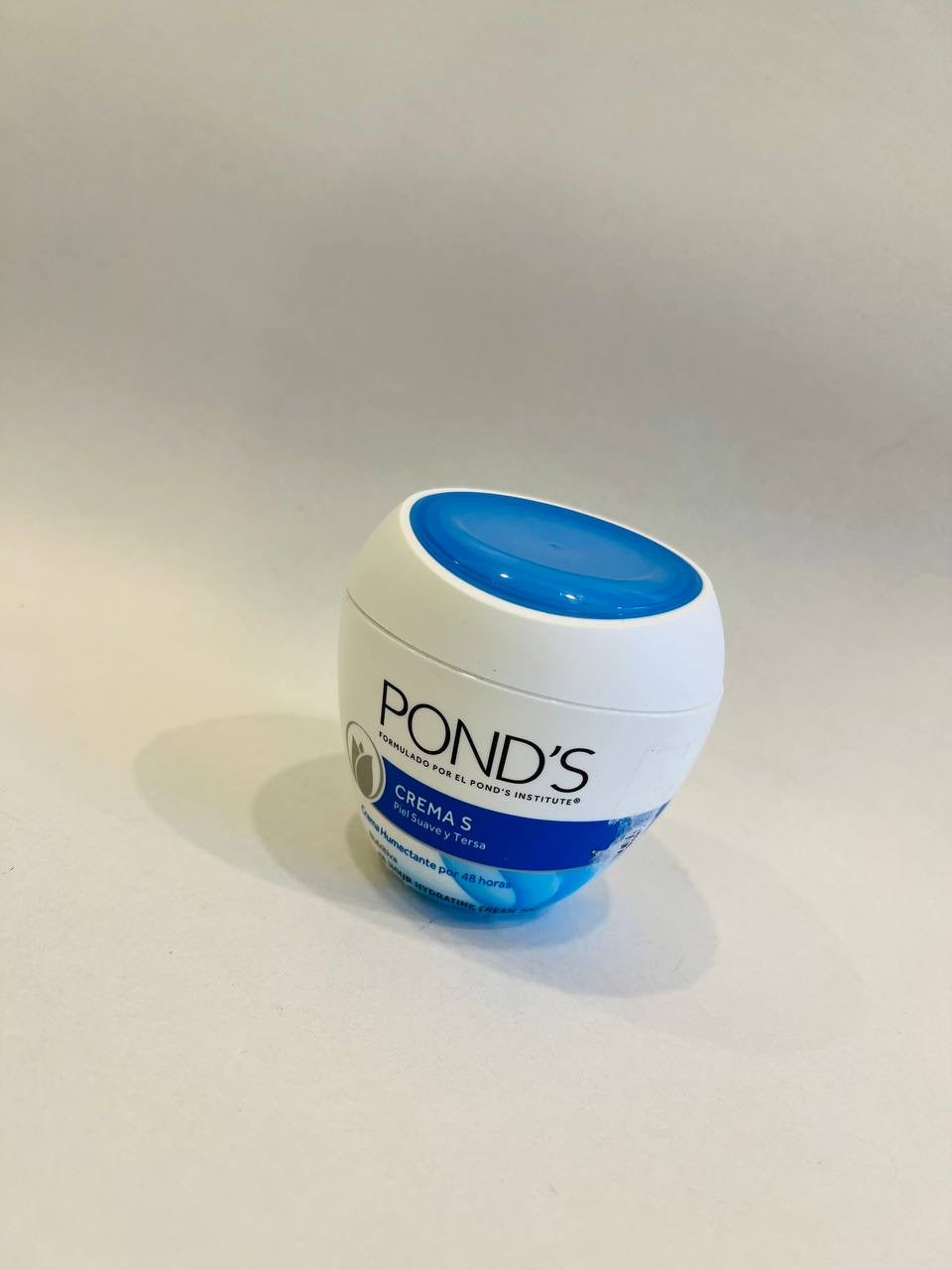 Pond's S Cream 48 Hour Skin Moisturizing and Nourishing Soothes Dry Skin Leaving It Soft and Smooth