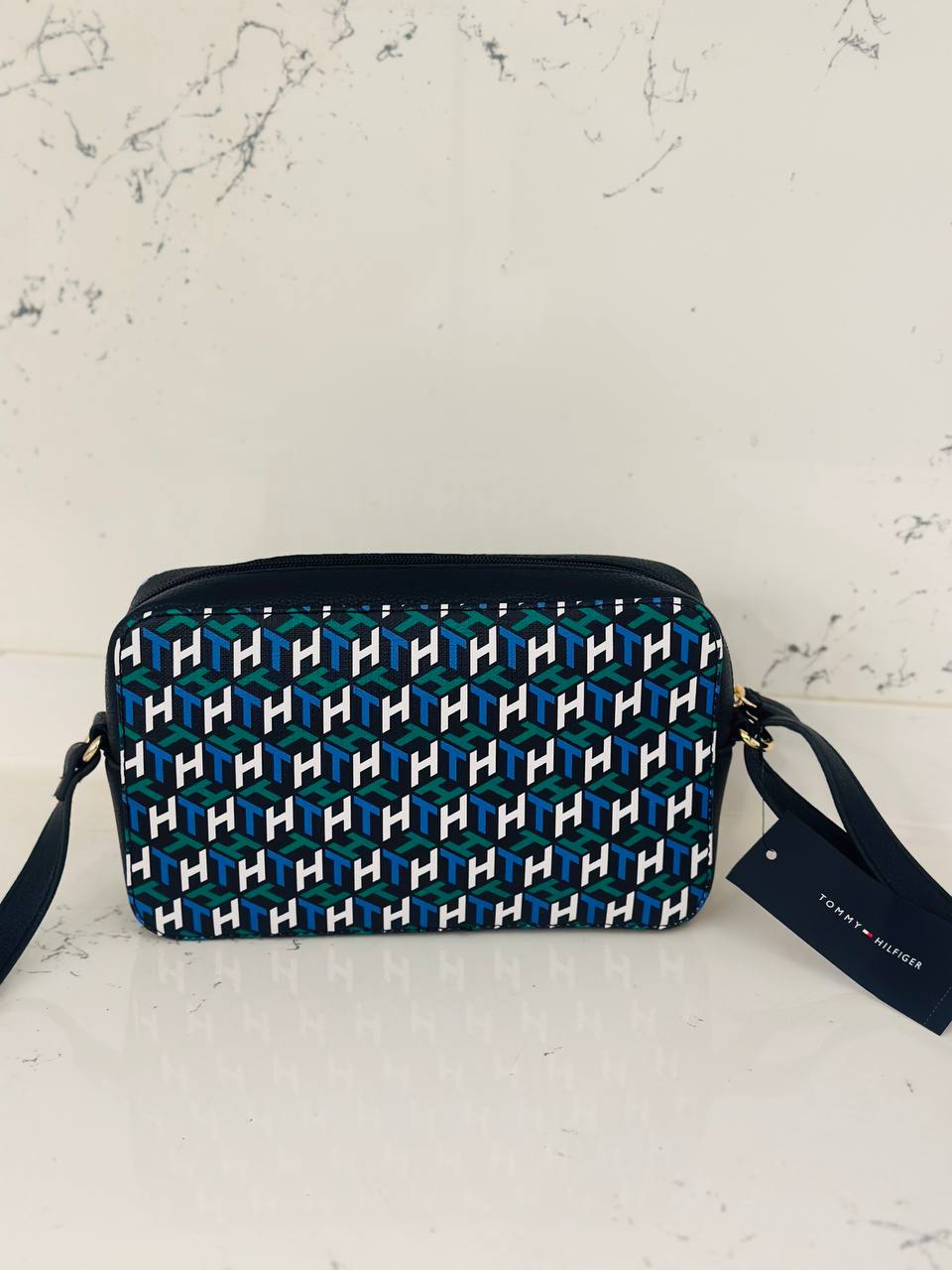 Tommy Hilfiger bag
