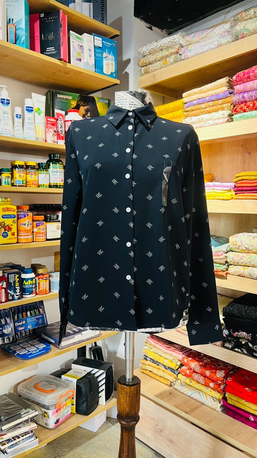 Tommy Hilfiger button down blouse