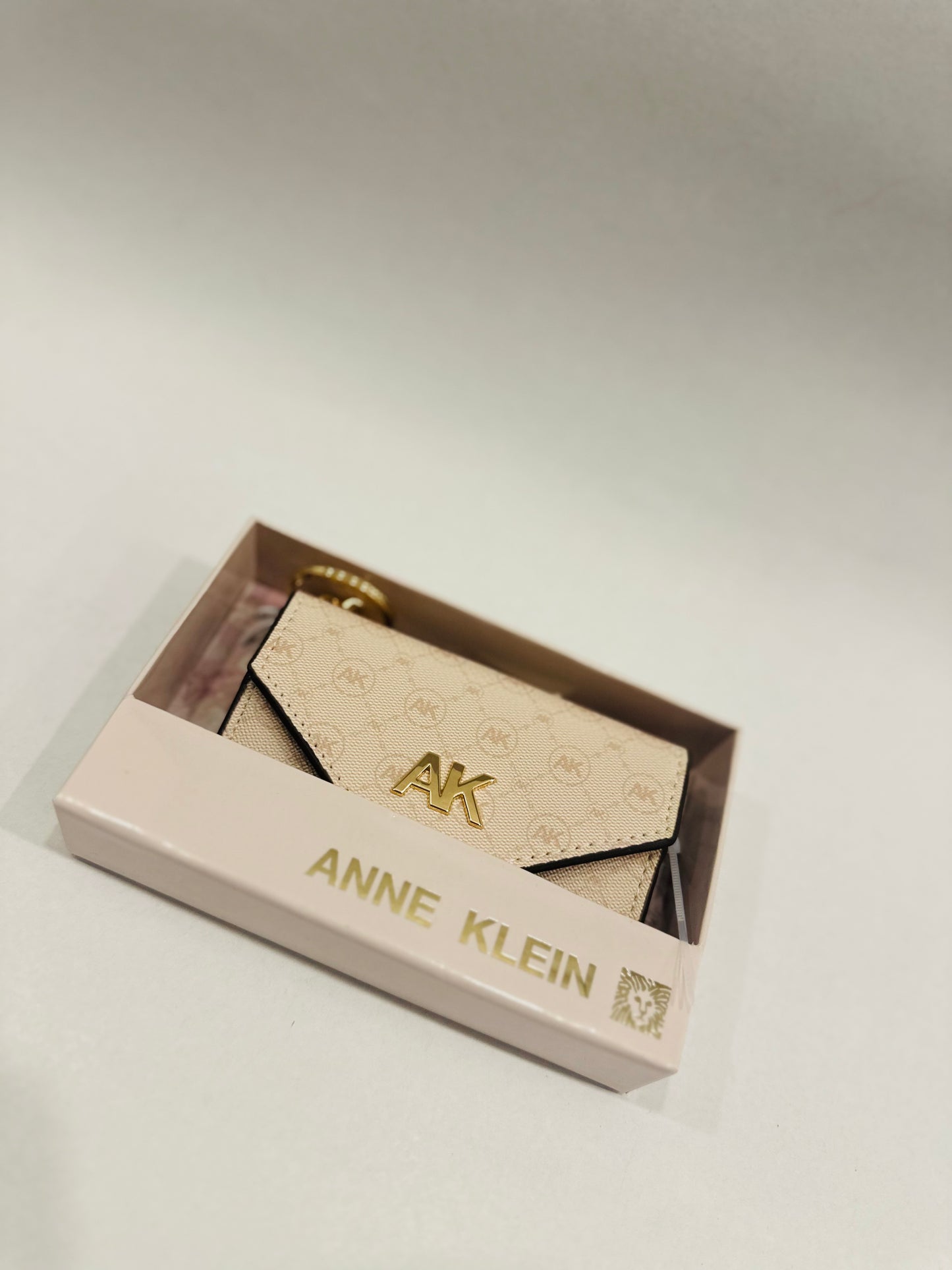 Anne Klein wallet beige