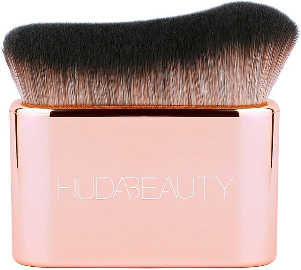 Huda beauty body blur glow brush
