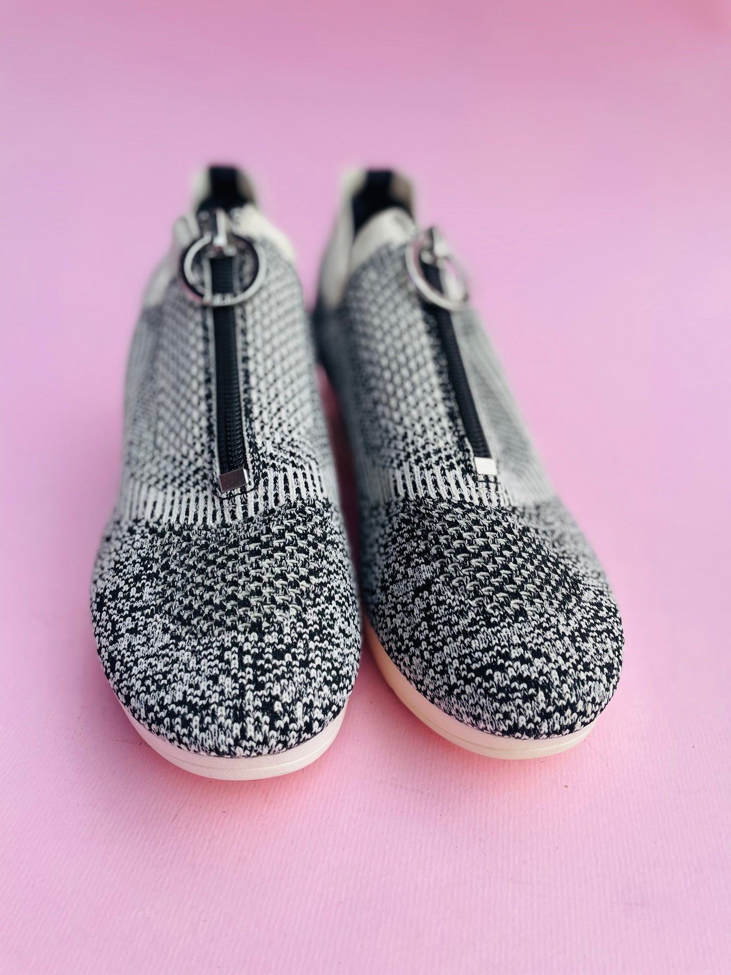Dkny sneakers