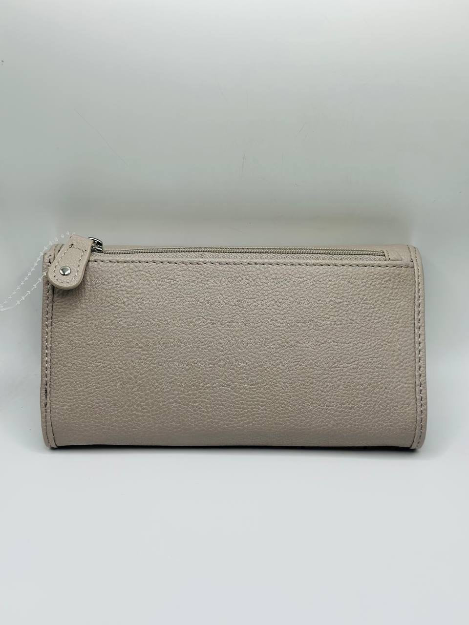 Tommy Hilfiger wallet