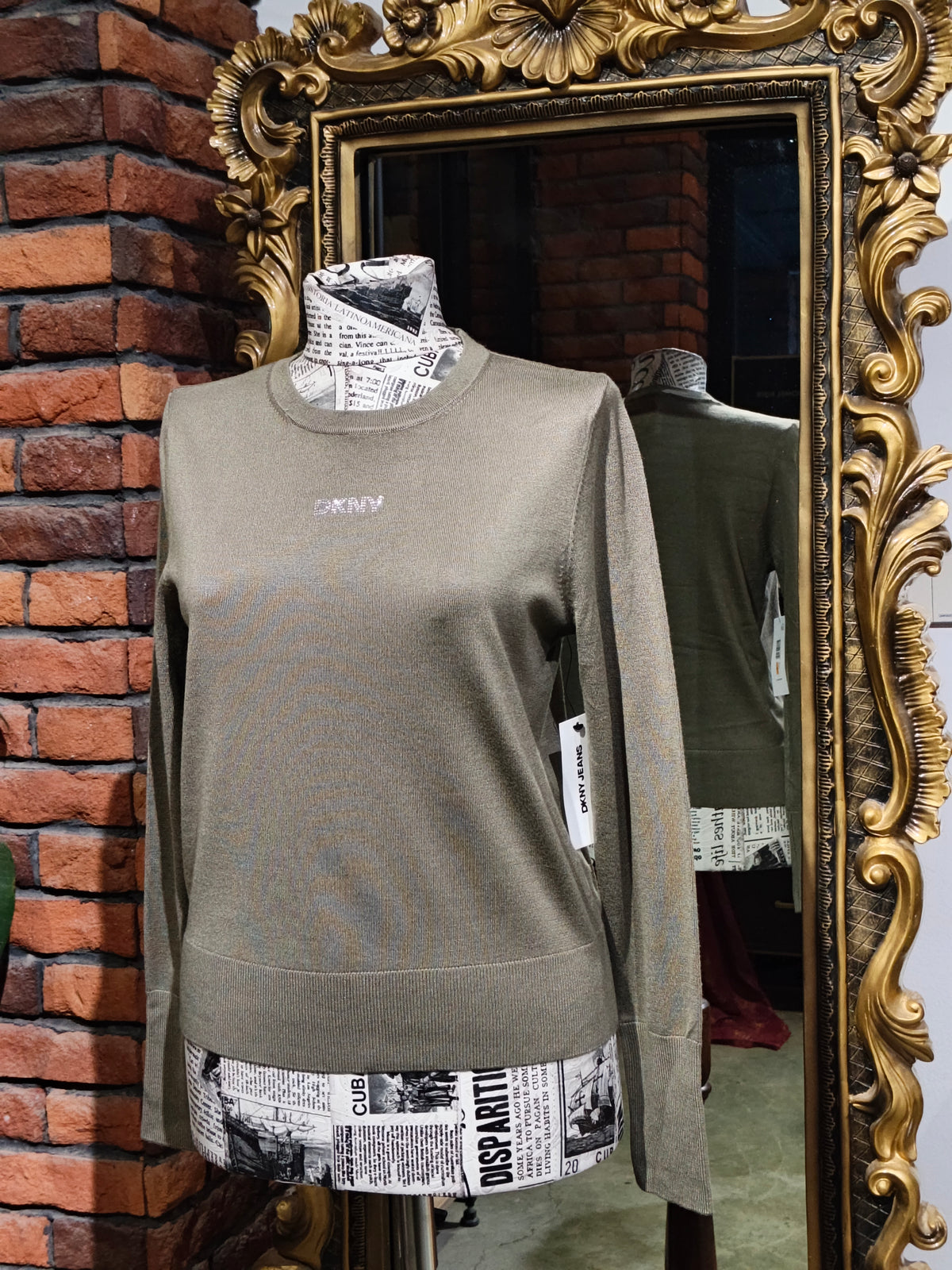 Dkny sweater