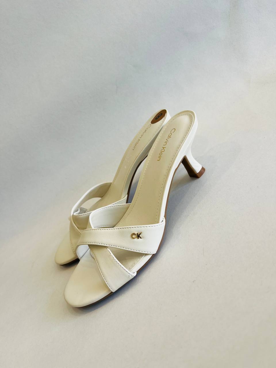 Calvin Klein sandal size 38,5