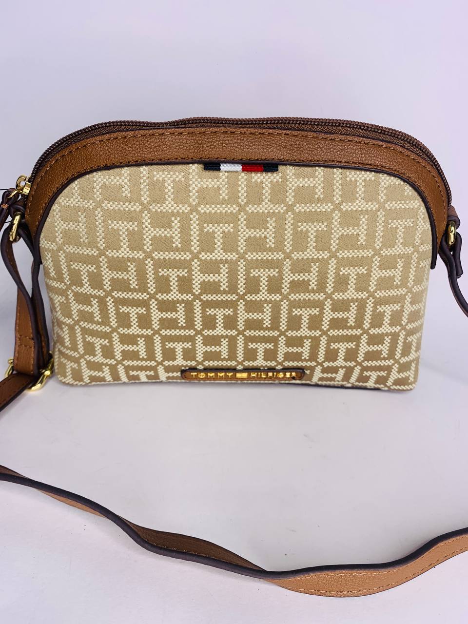 Tommy Hilfiger bag