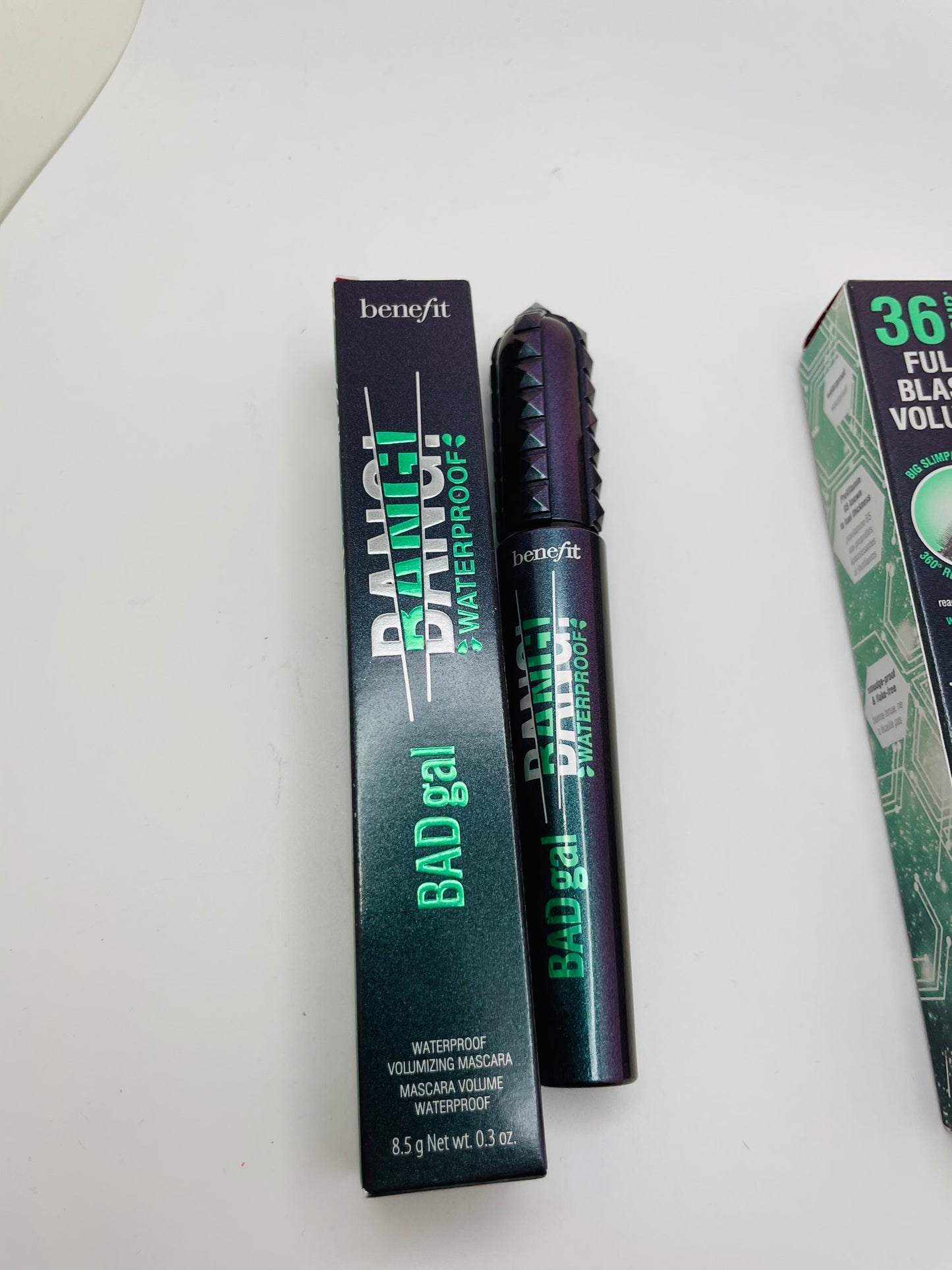 Benefit volume & waterproof mascara