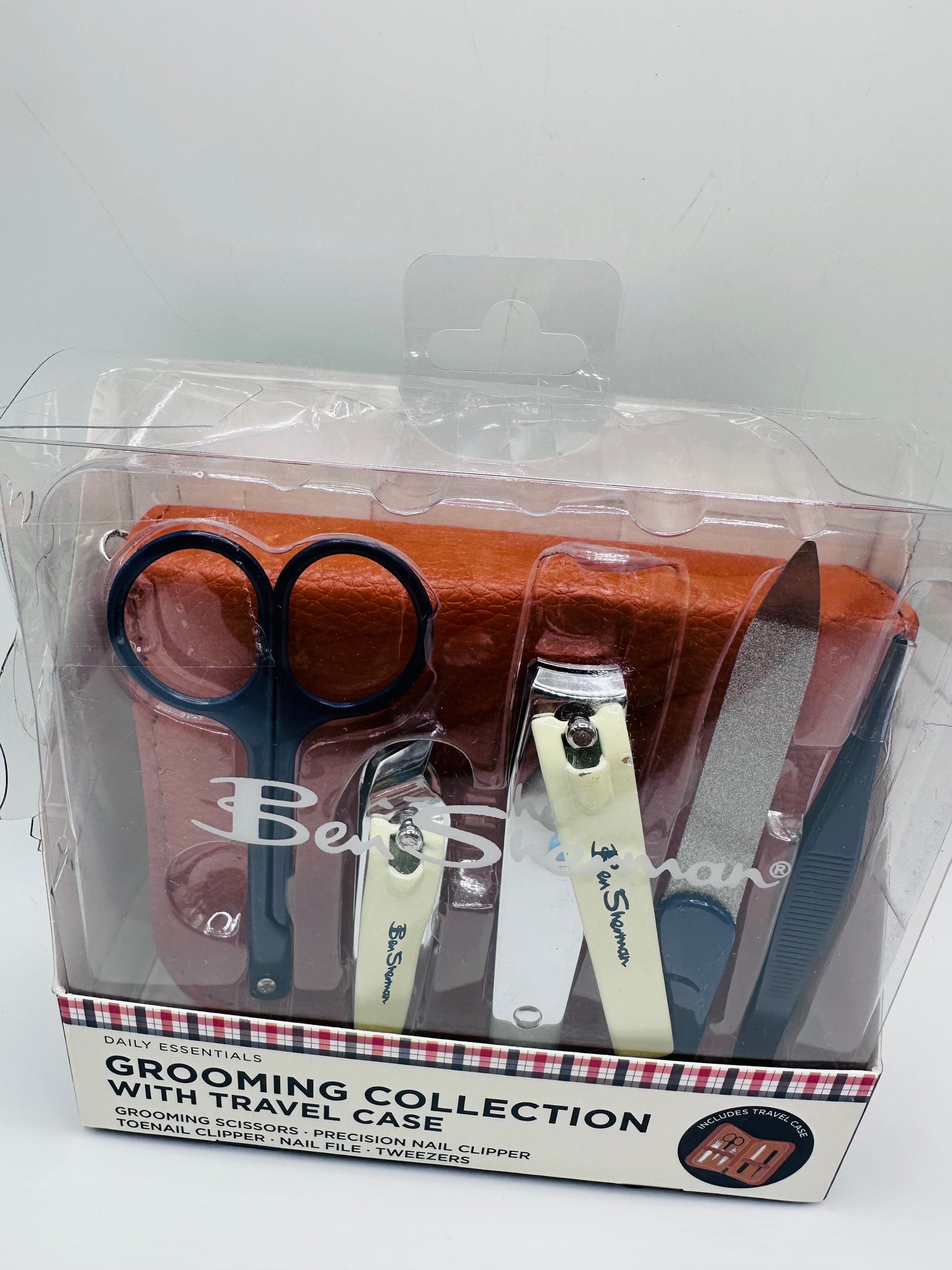 Ben Sherman Daily Essentials Grooming Collection with Travel Case