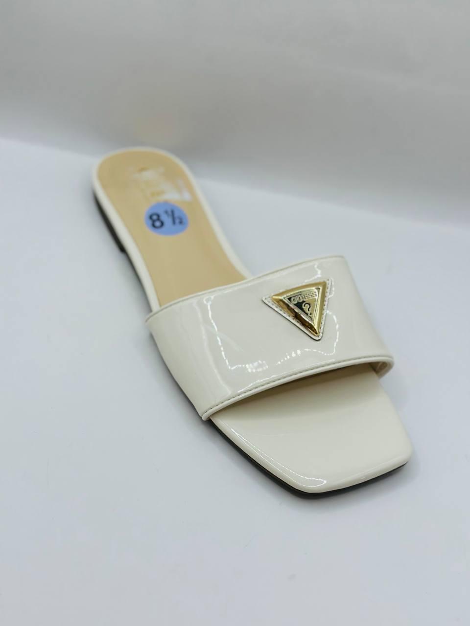 Guess sandal 38.5