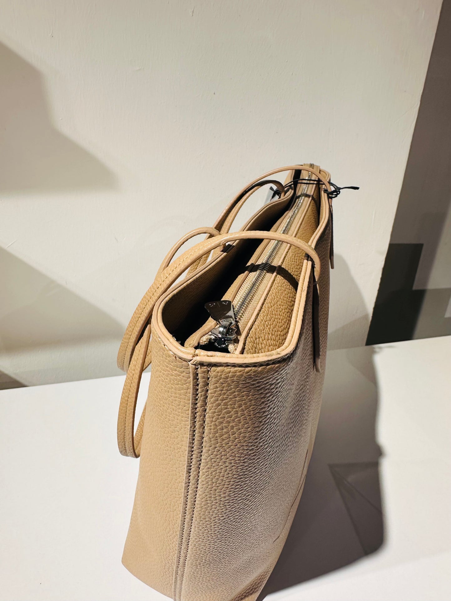 Armani exchange shoulder bag begie