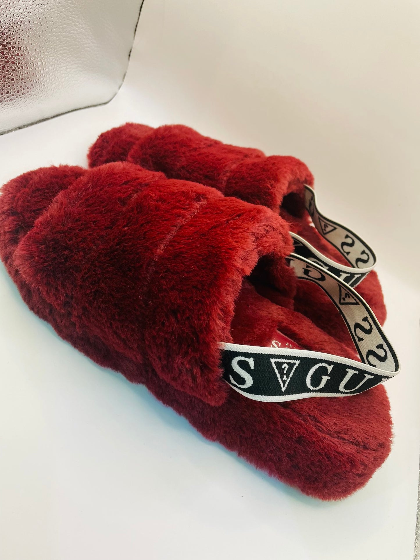 Guess sandal