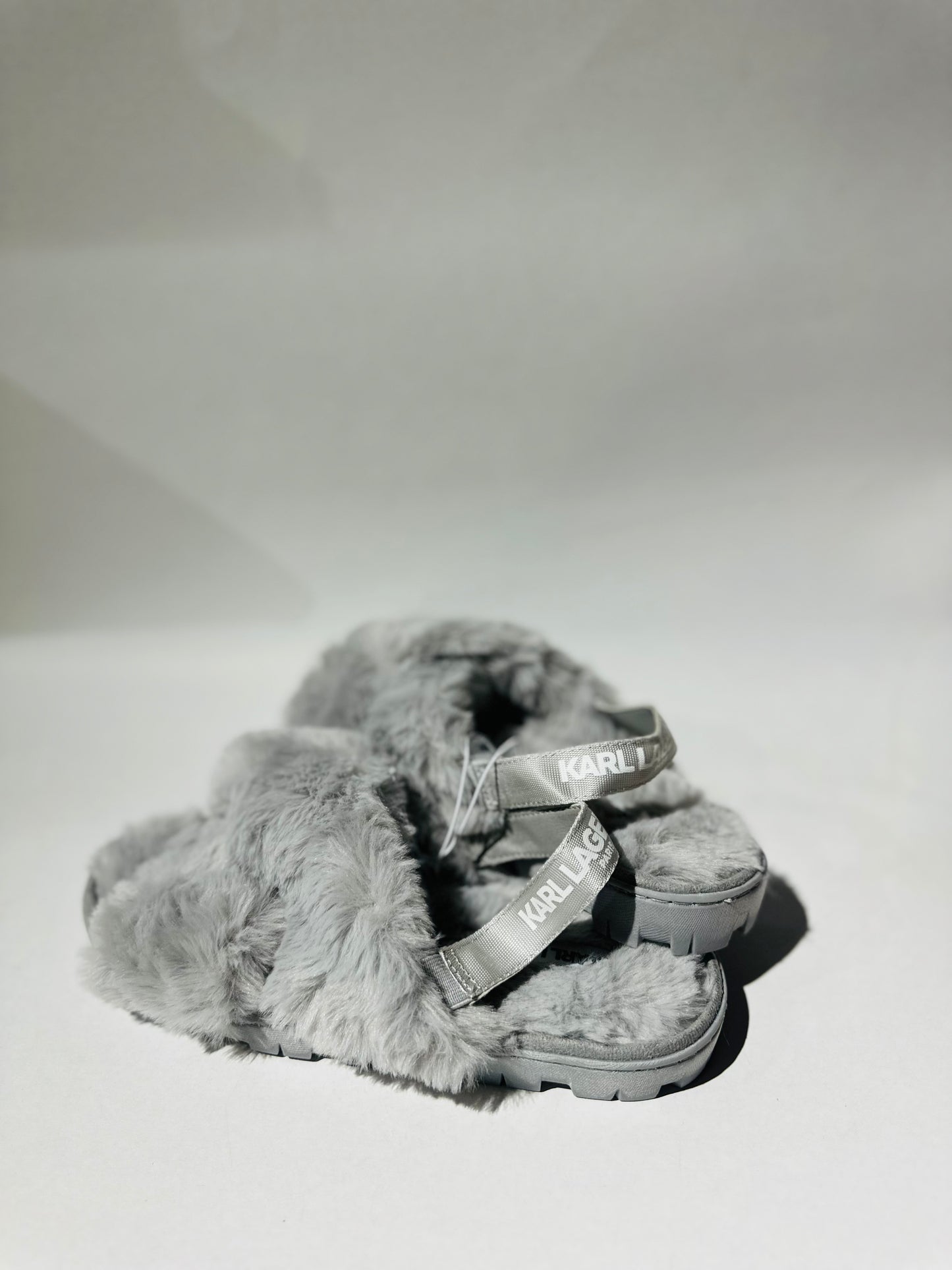 karl lagerfeld gray sandal size 37.5