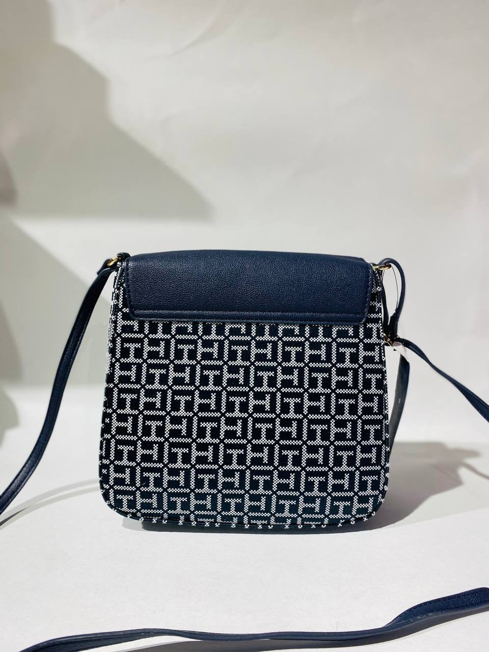 Tommy Hilfiger crossbody bag