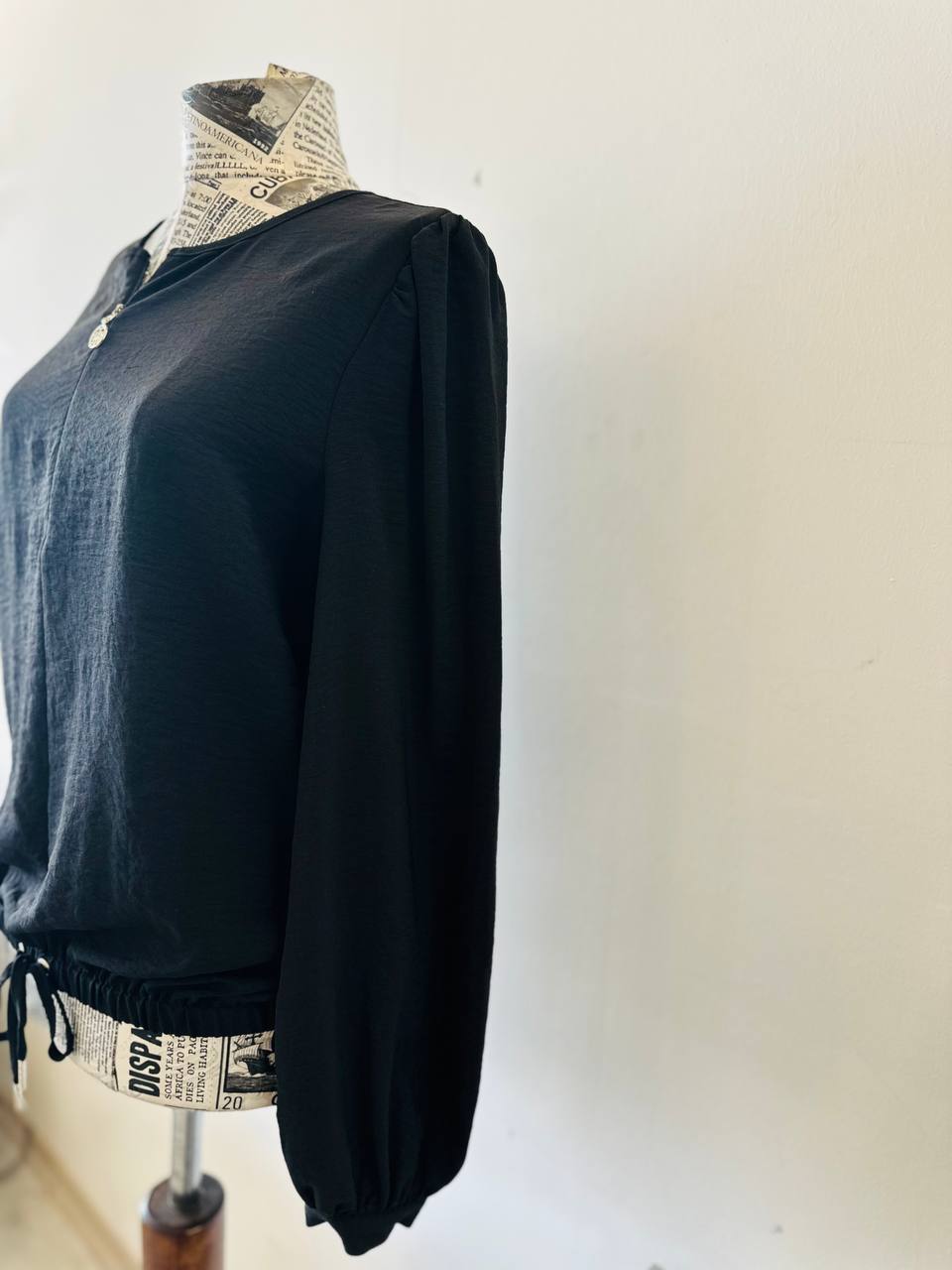 Tommy Hilfiger top size medium