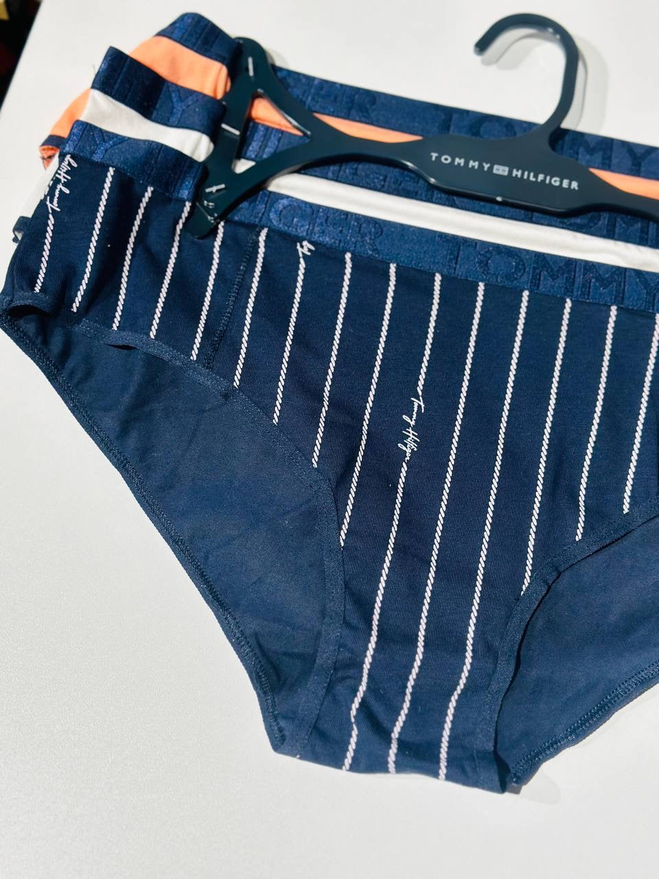 Tommy Hilfiger underwear set size large