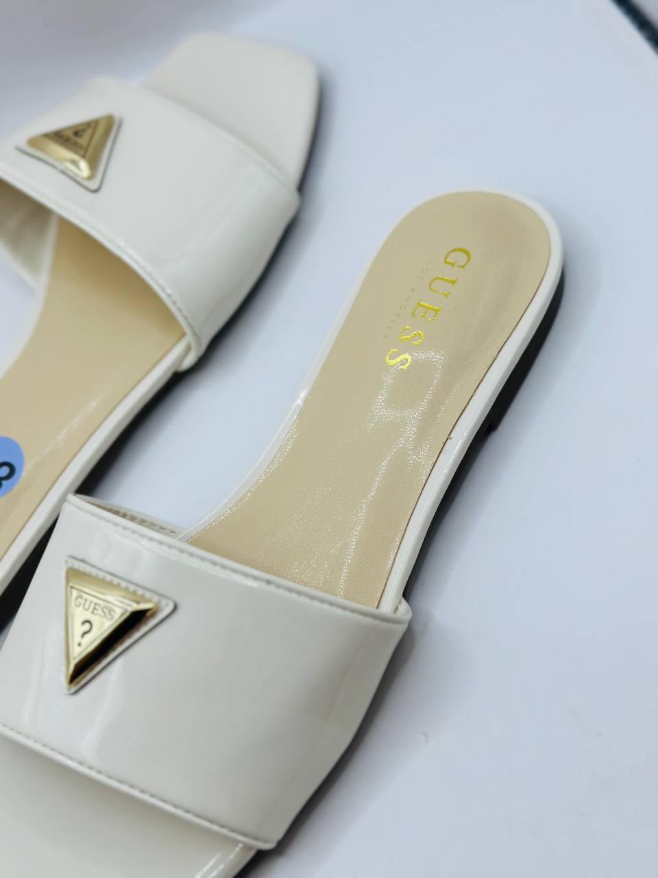 Guess sandal 38.5